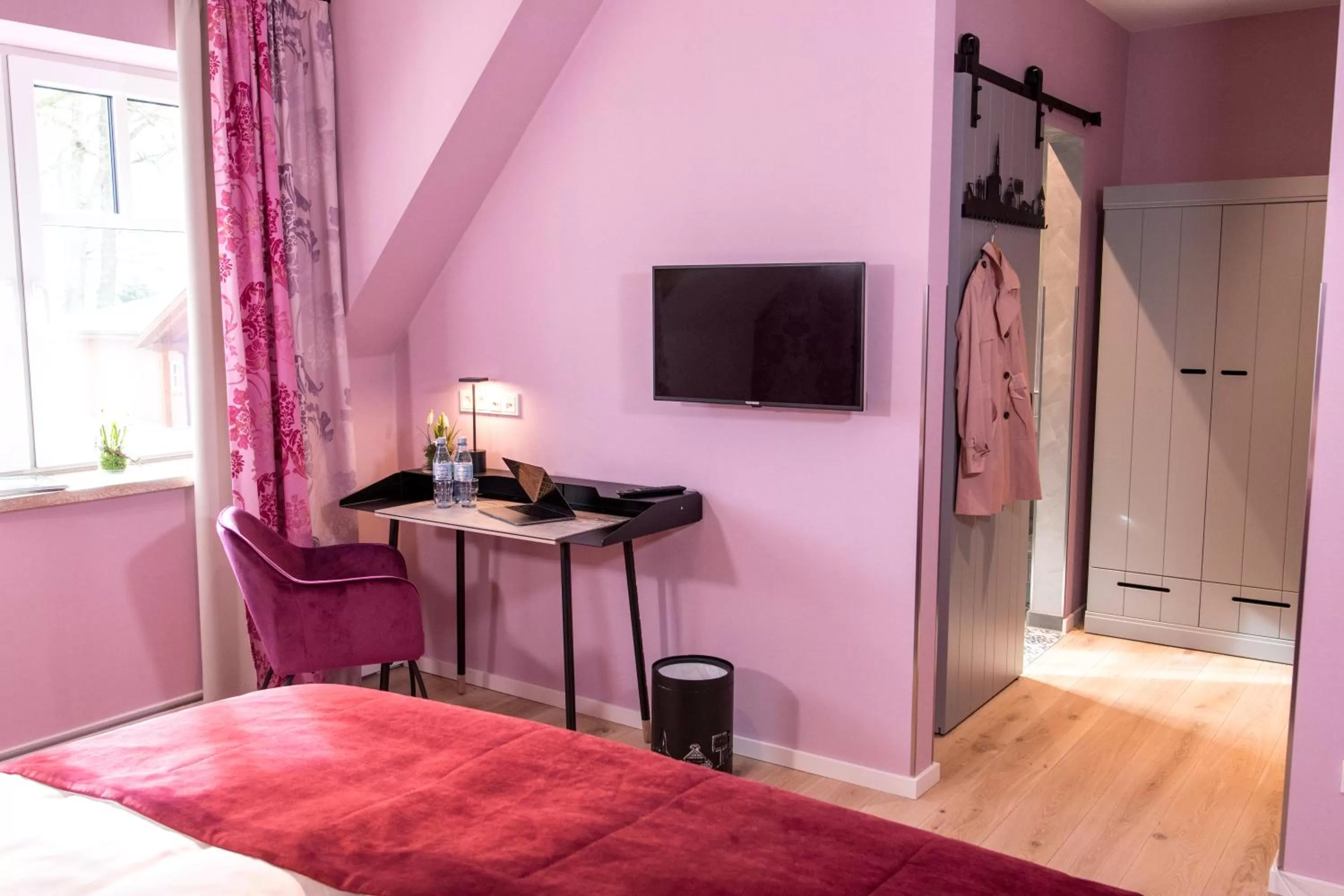 Decorative detail, Bed in Visbeker Deern Hotel Garni