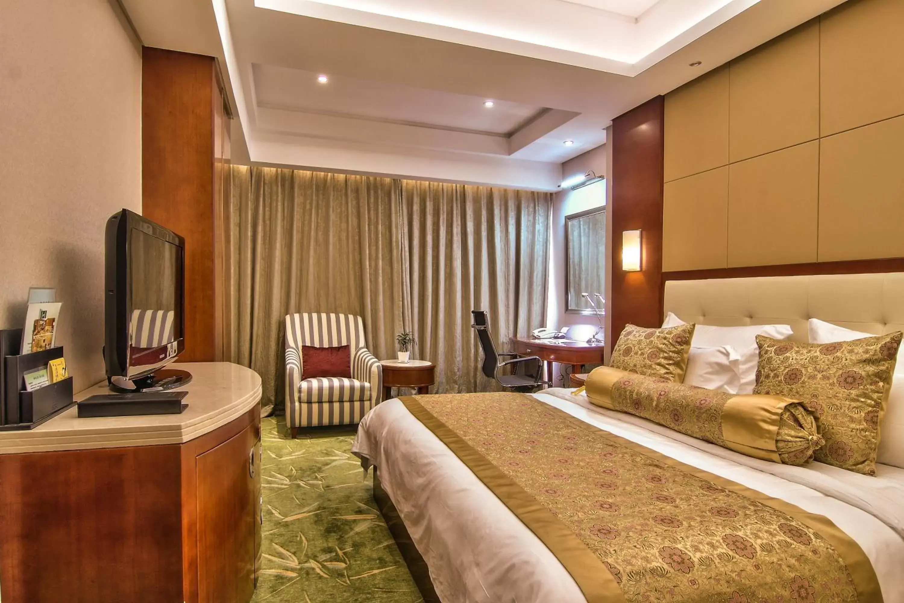 Executive Deluxe Double or Twin Room in Citic Ningbo International Hotel Executive Deluxe Double or Twin Room in Citic Ningbo International Hotel