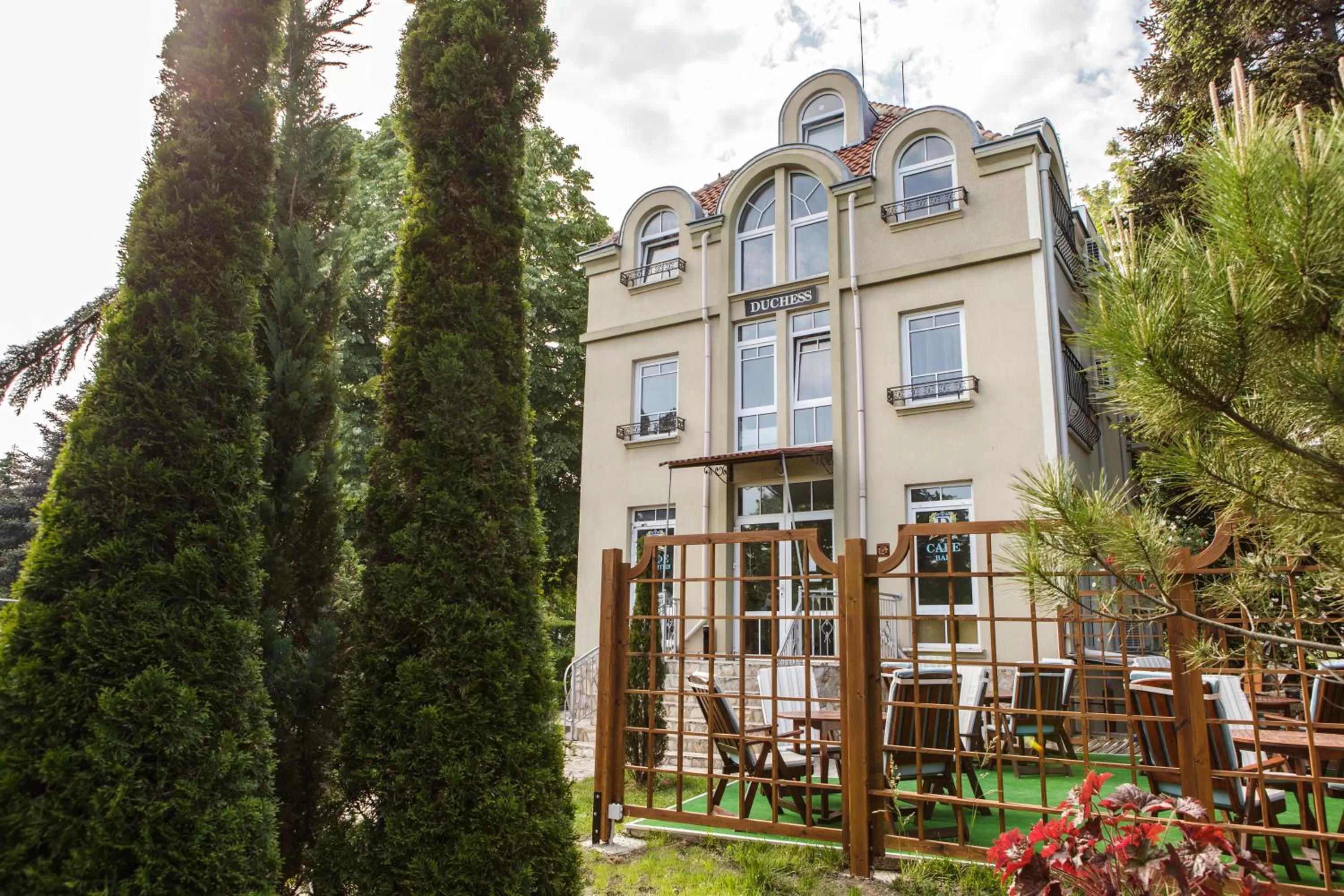 On site in Hotel Duchess