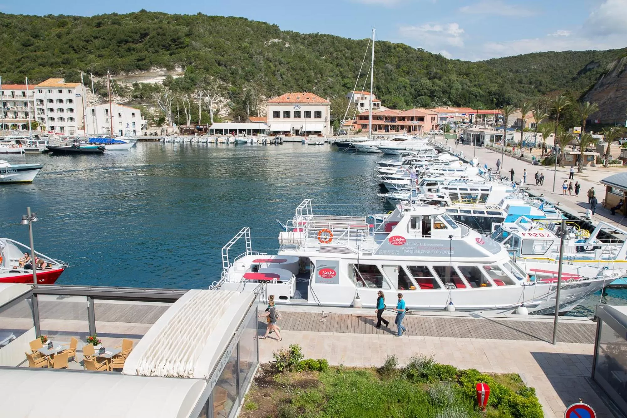 View (from property/room) in Best Western Hotel du Roy d'Aragon