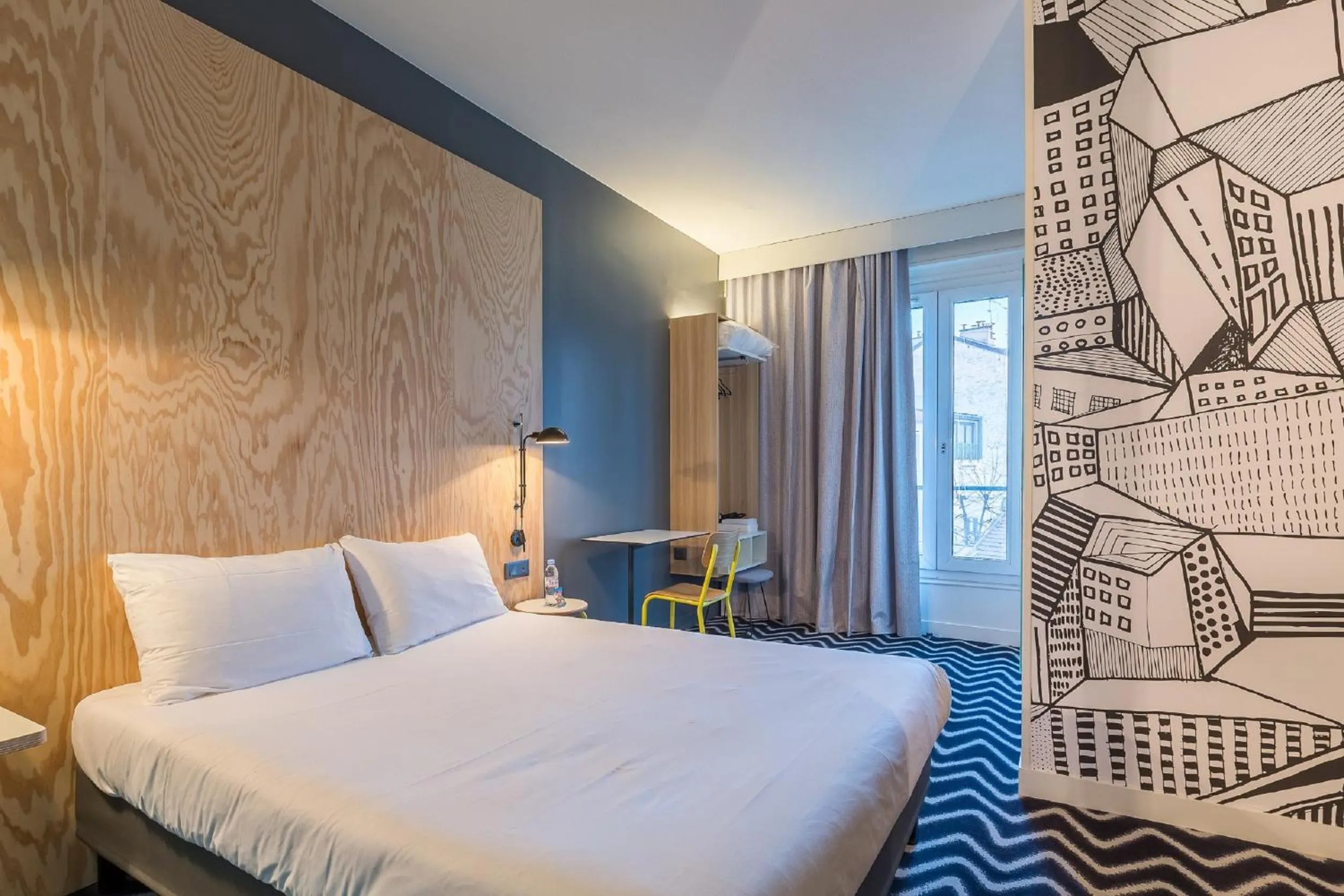 Bedroom, Bed in Ibis Styles Paris Place d'Italie - Butte Aux Cailles