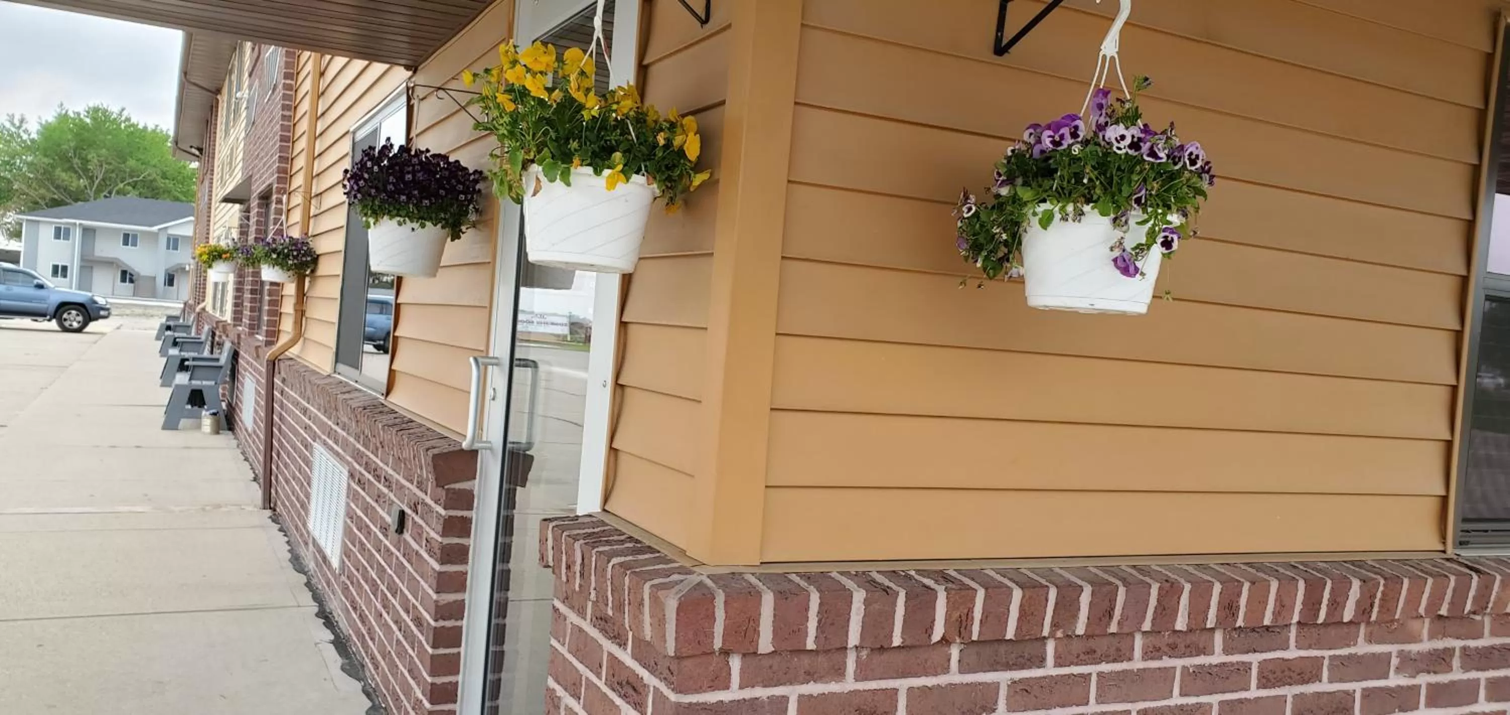 Property building in VICTORIAN INN