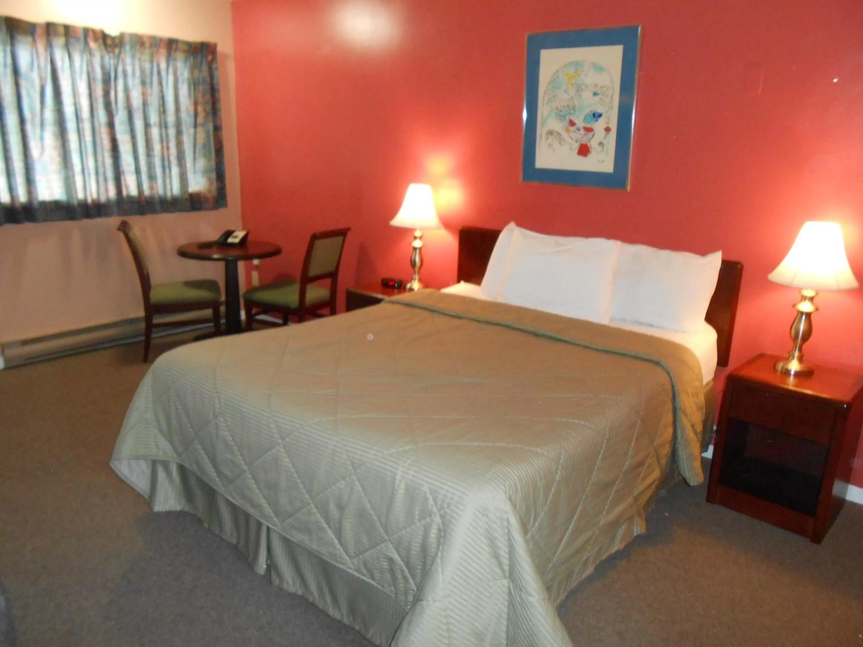 Coffee/tea facilities, Bed in Aquarius Motel