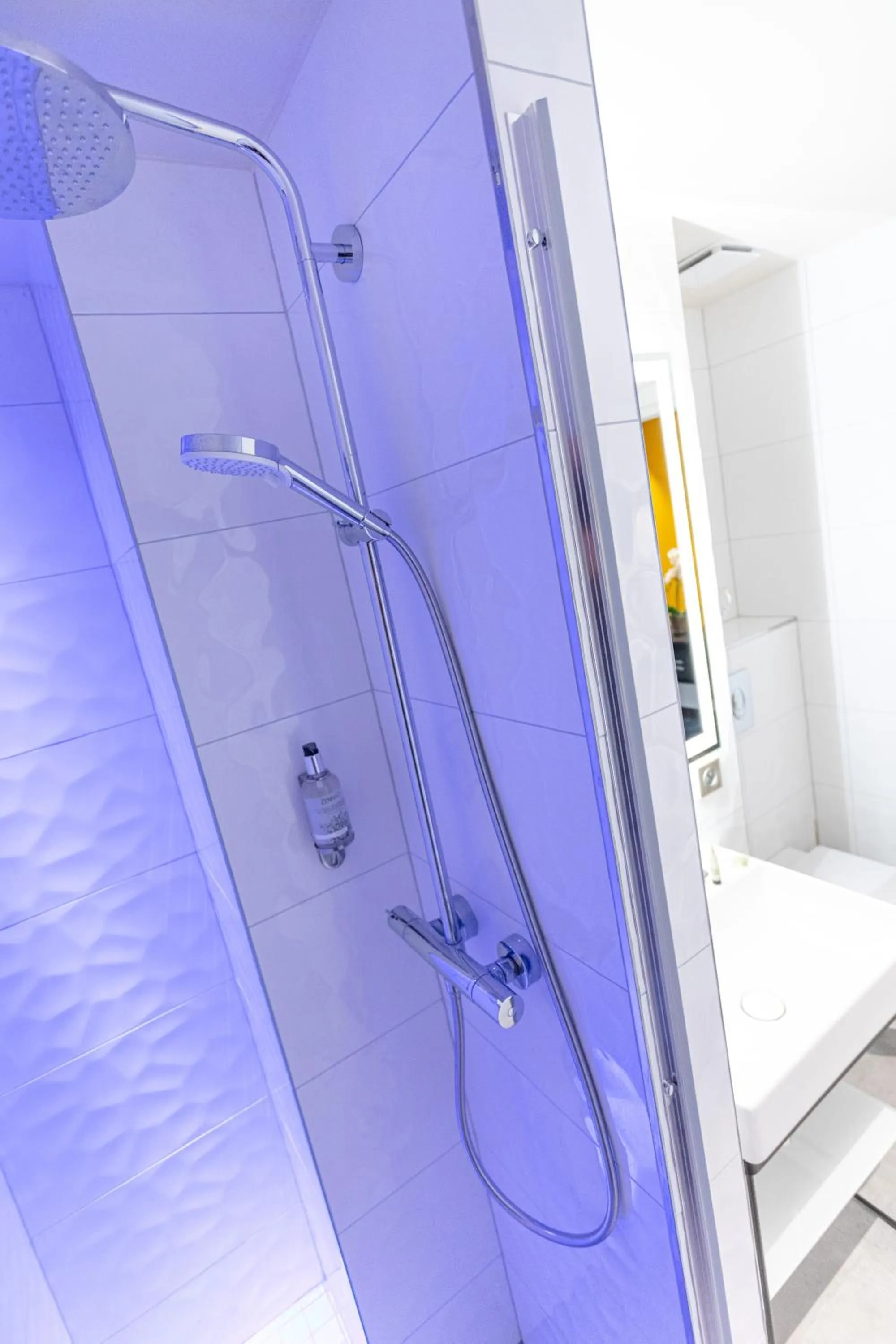 Shower in Europe Haguenau – Hotel & Spa
