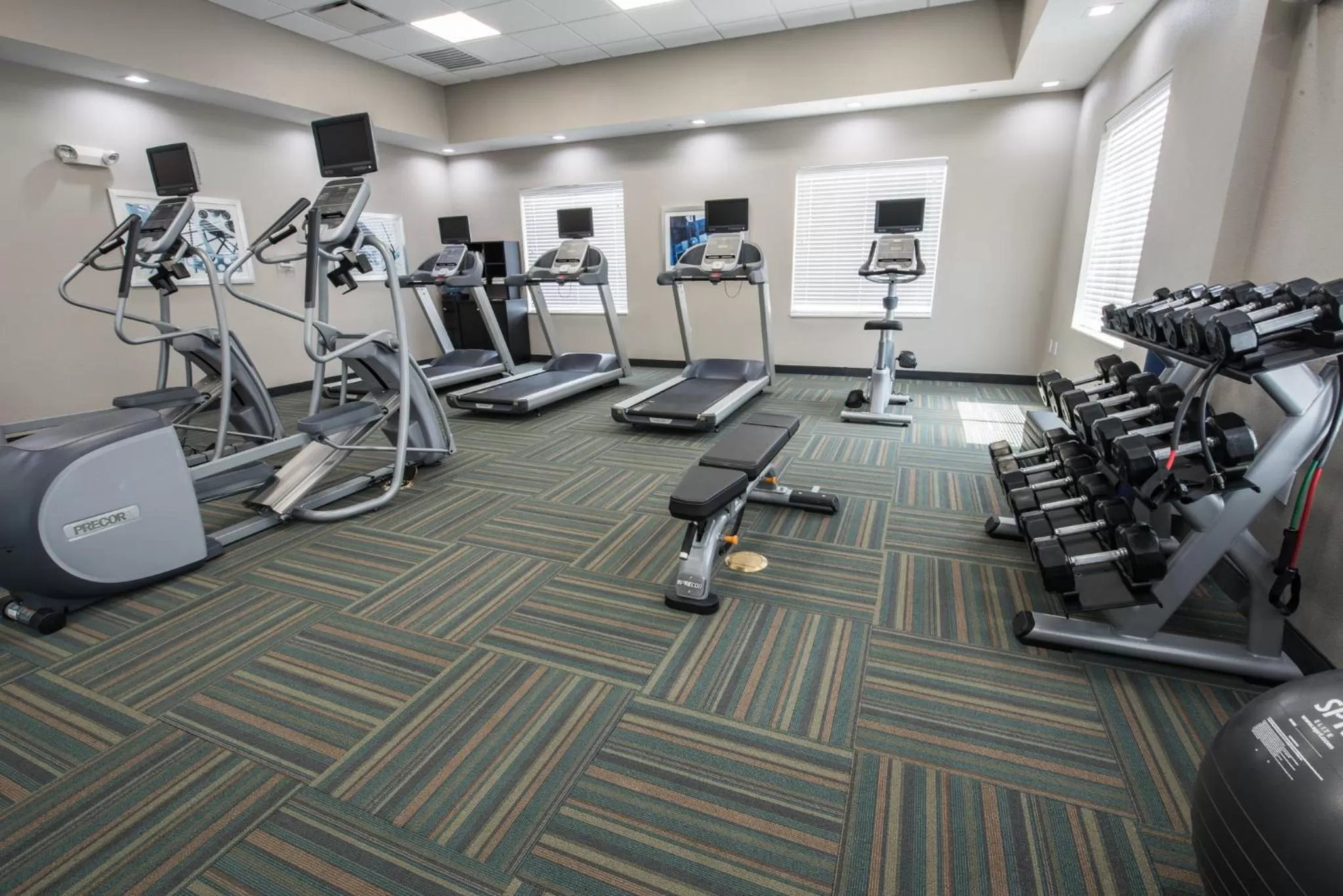 Spa and wellness centre/facilities in Holiday Inn Express & Suites Houston - Hobby Airport Area by IHG