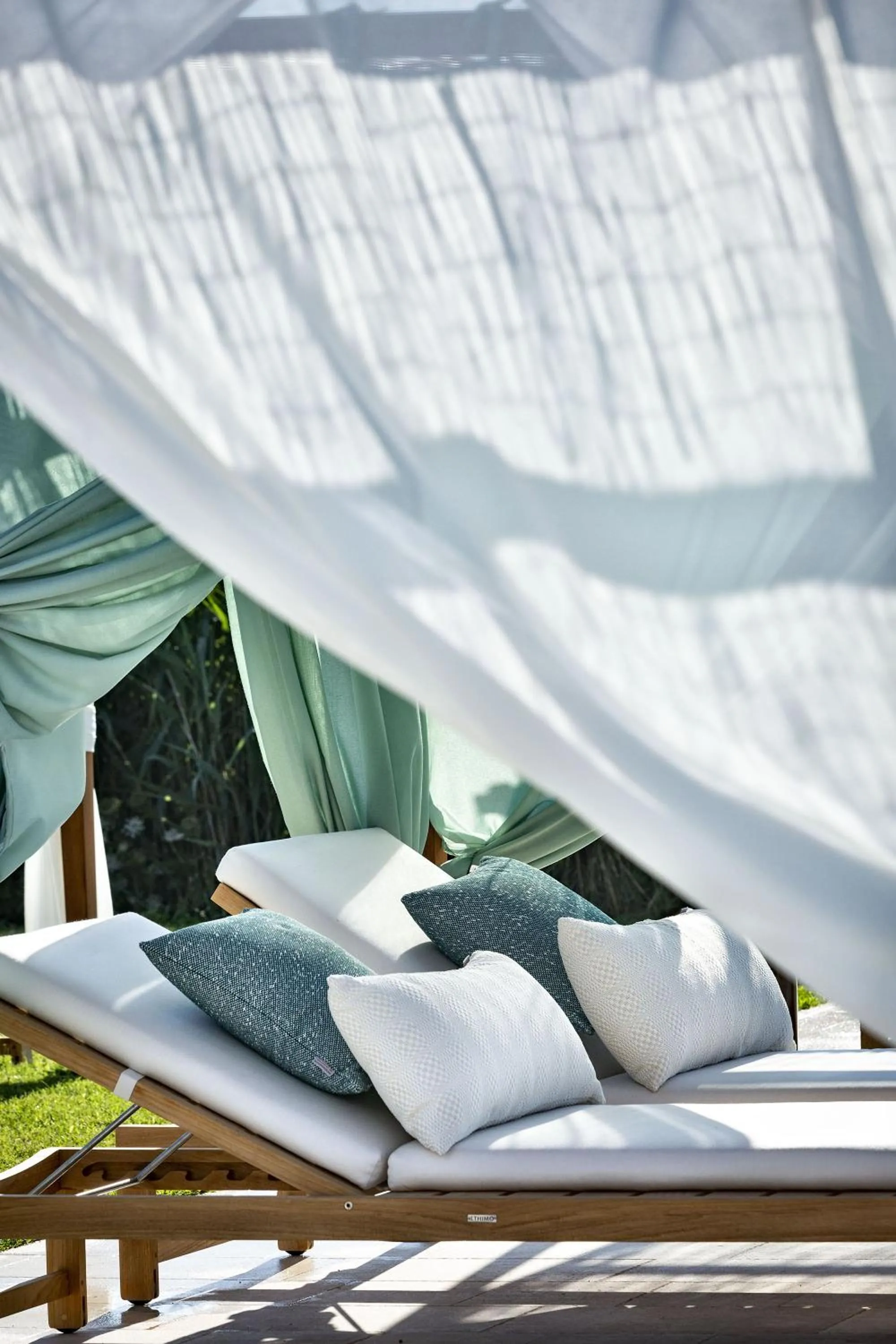 Solarium in Baglioni Resort Sardinia - The Leading Hotels of the World