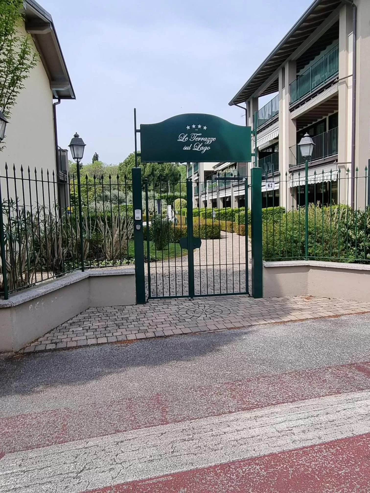 Property building in Le Terrazze sul Lago Hotel & Residence