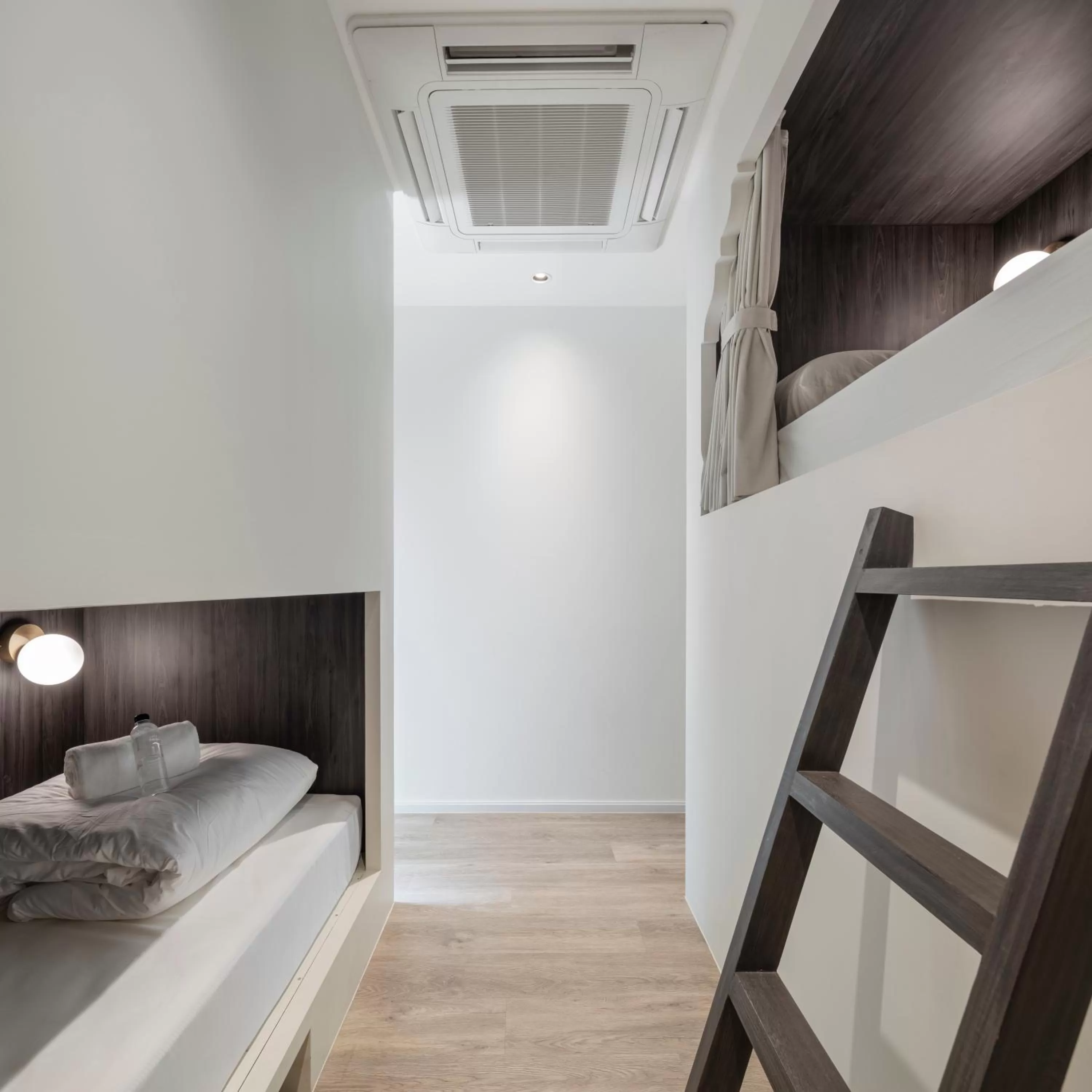 Bed in Lilit Bang Lumphu Hotel