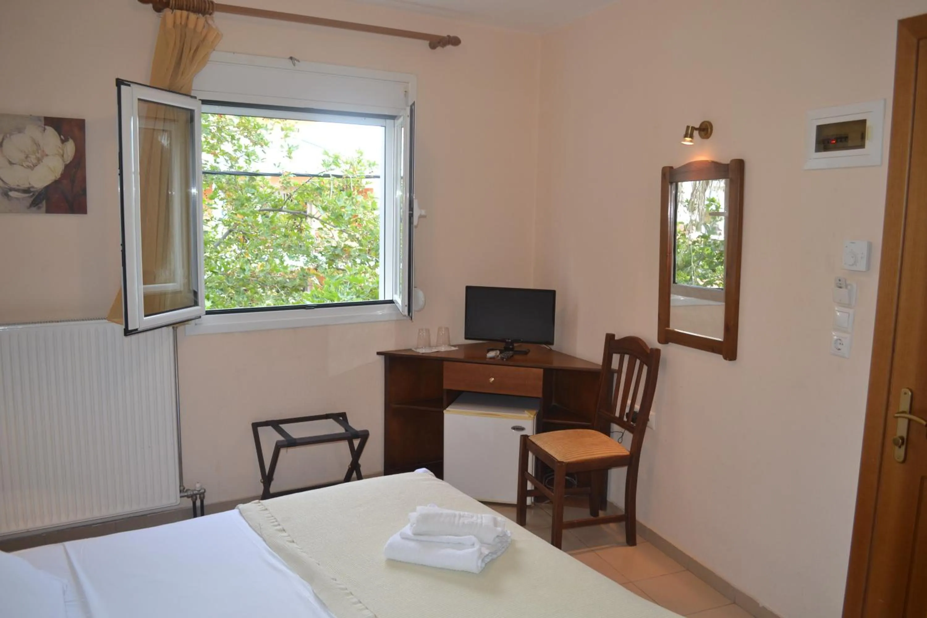 Photo of the whole room, Bed in Filoxenia Hotel