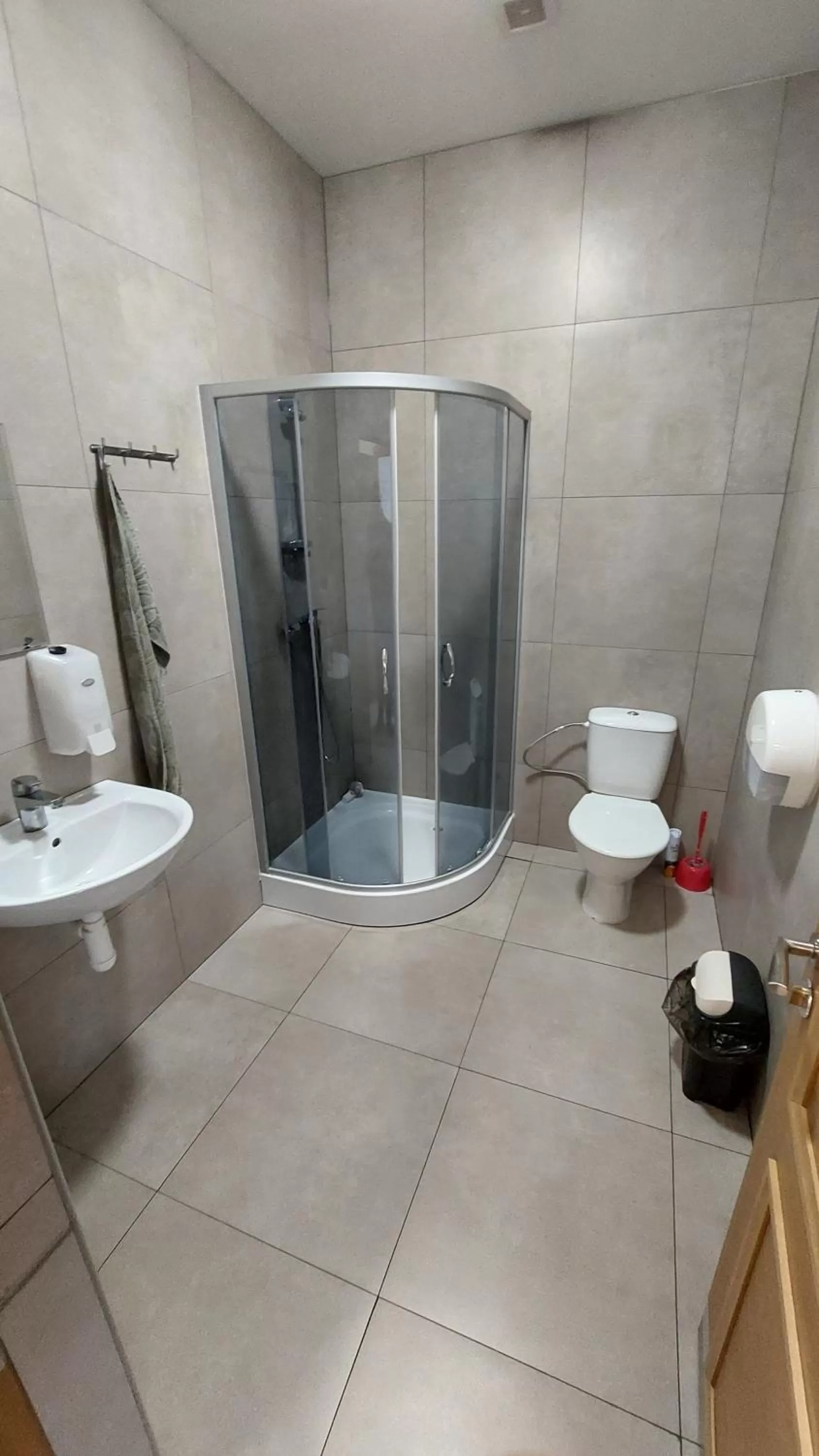 Shower in Happy Hotel