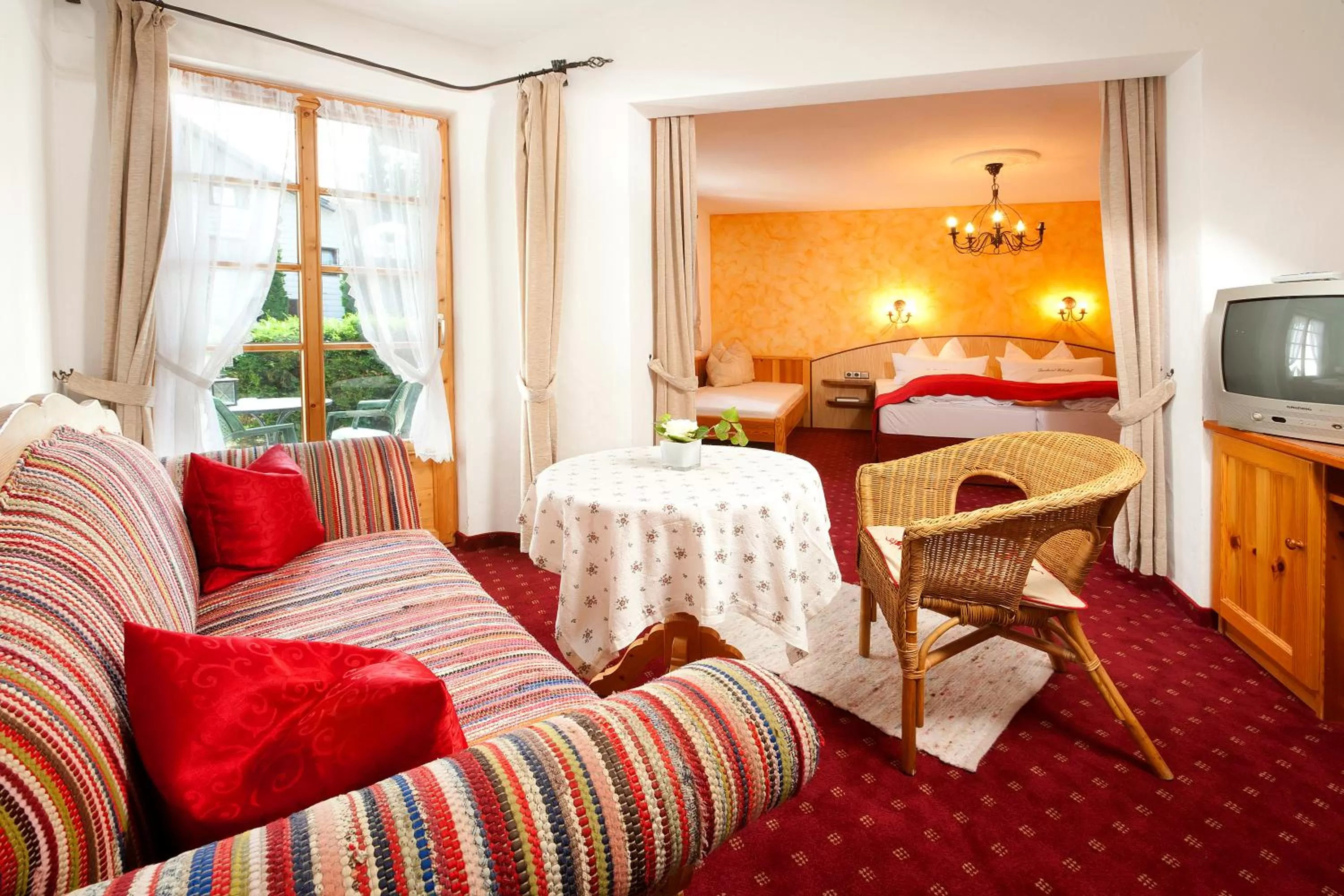 Photo of the whole room, Bed in Landhotel Huberhof