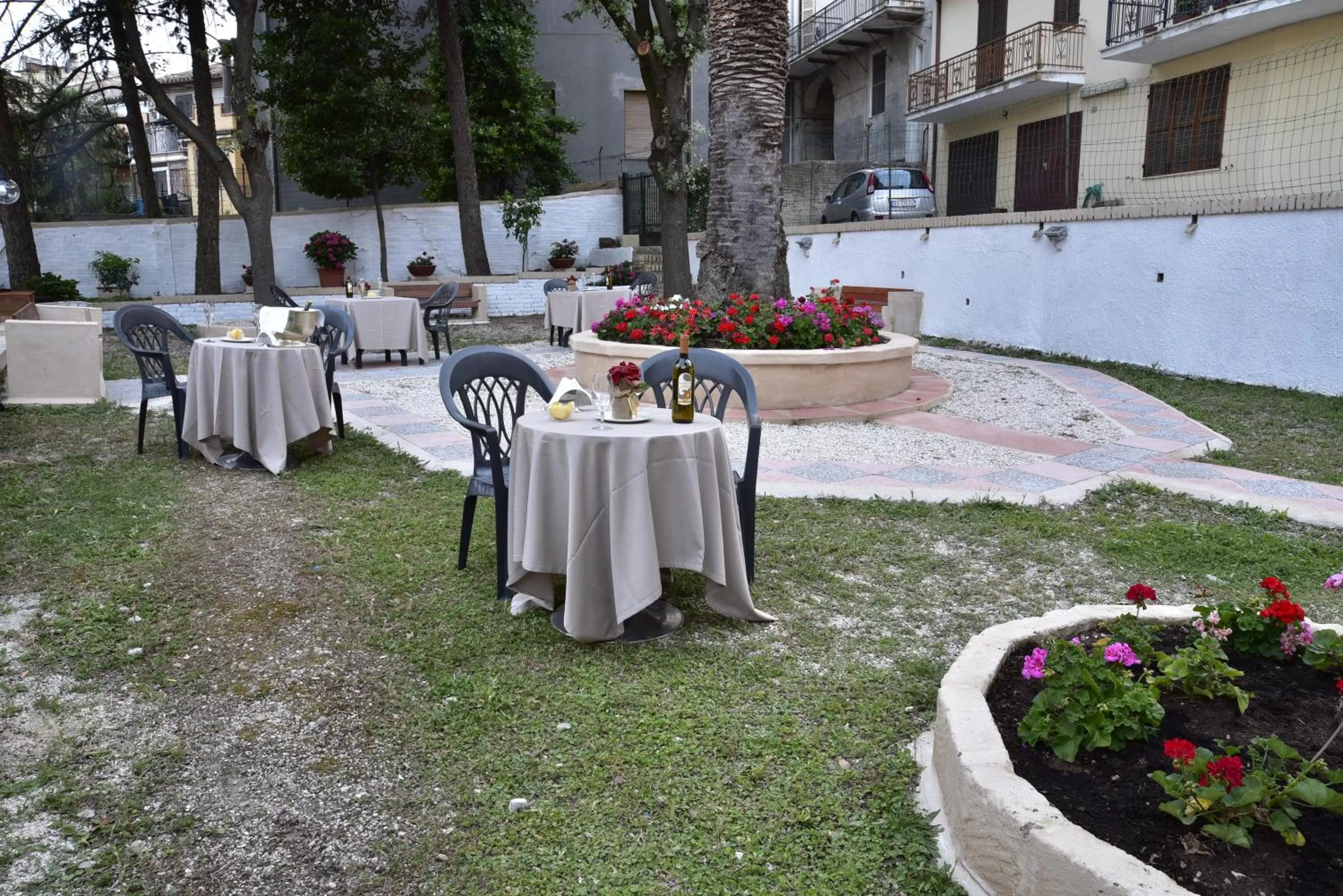 Patio in San Gabriele