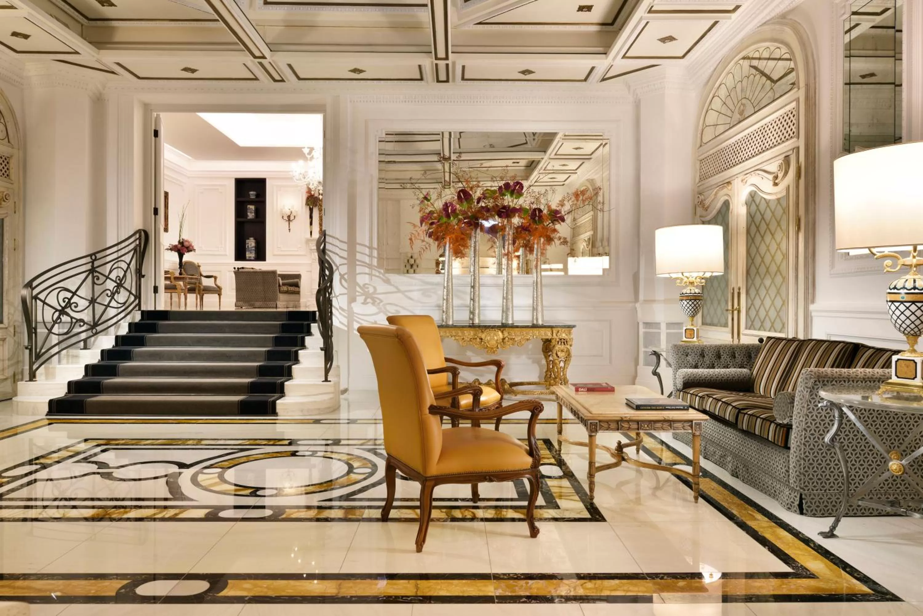 Lobby or reception in Hotel Splendide Royal - The Leading Hotels of the World