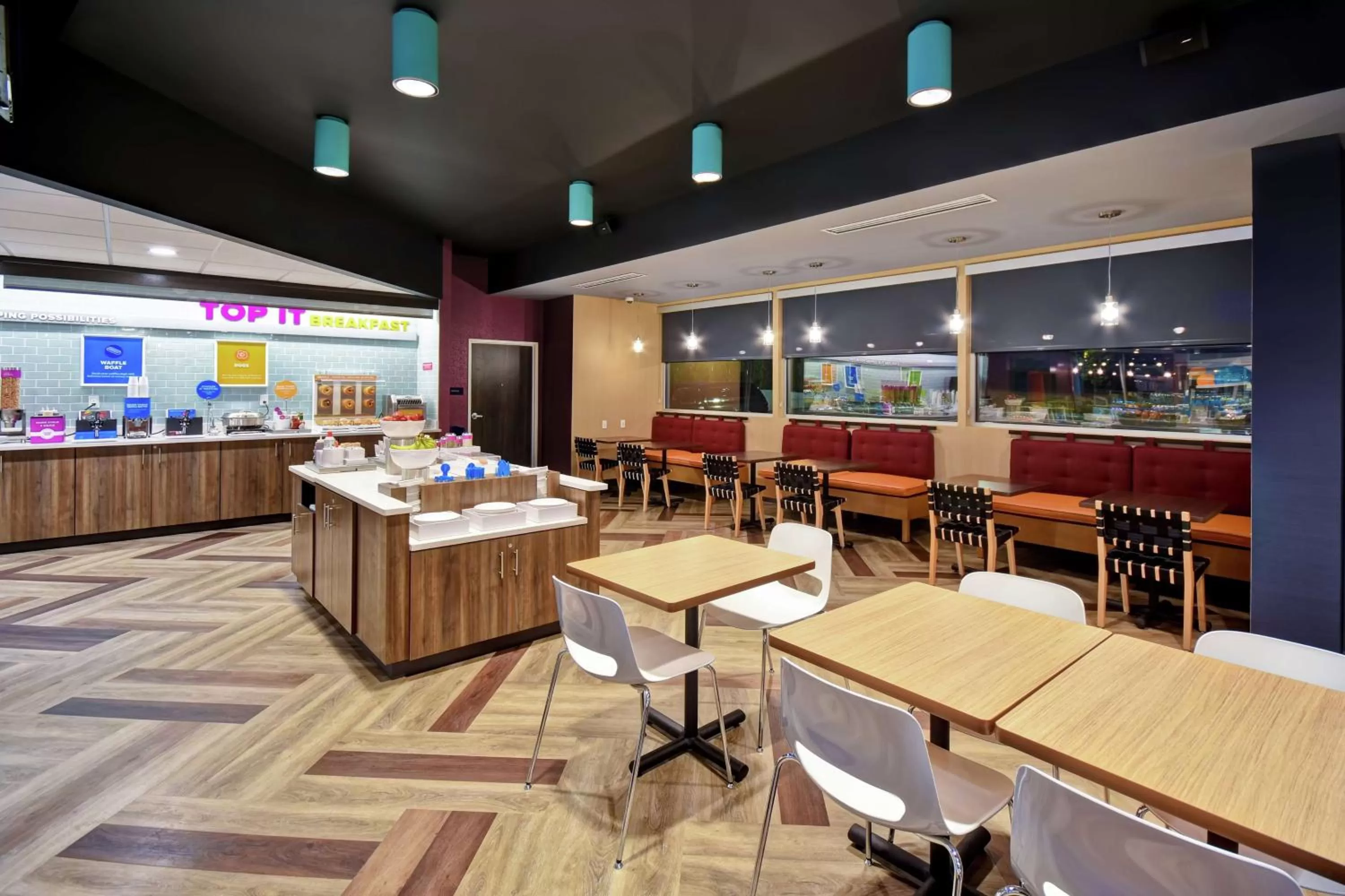 Lobby or reception in Tru By Hilton Fort Wayne