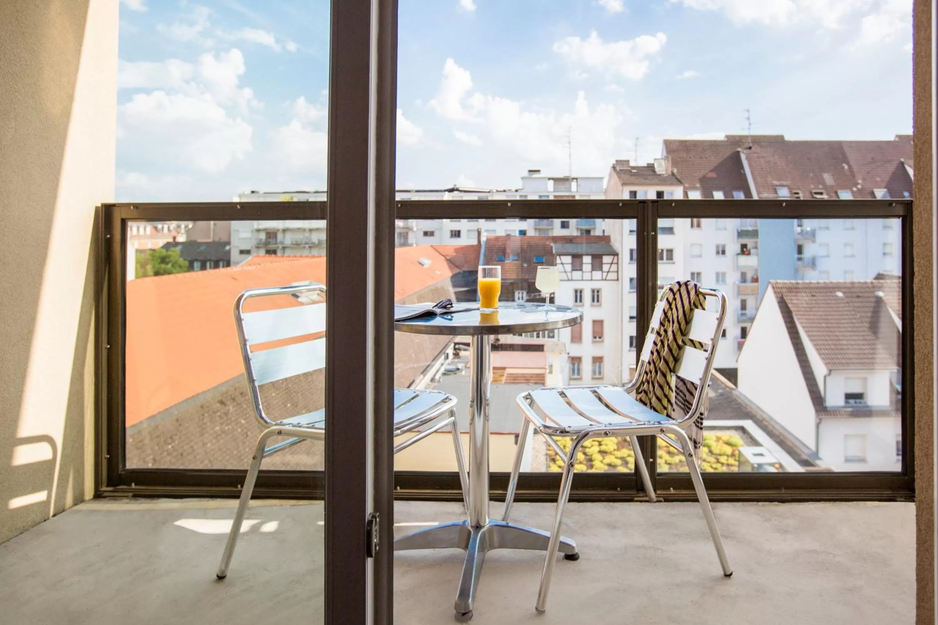 Balcony/Terrace in Aparthotel Adagio Access Strasbourg Petite France