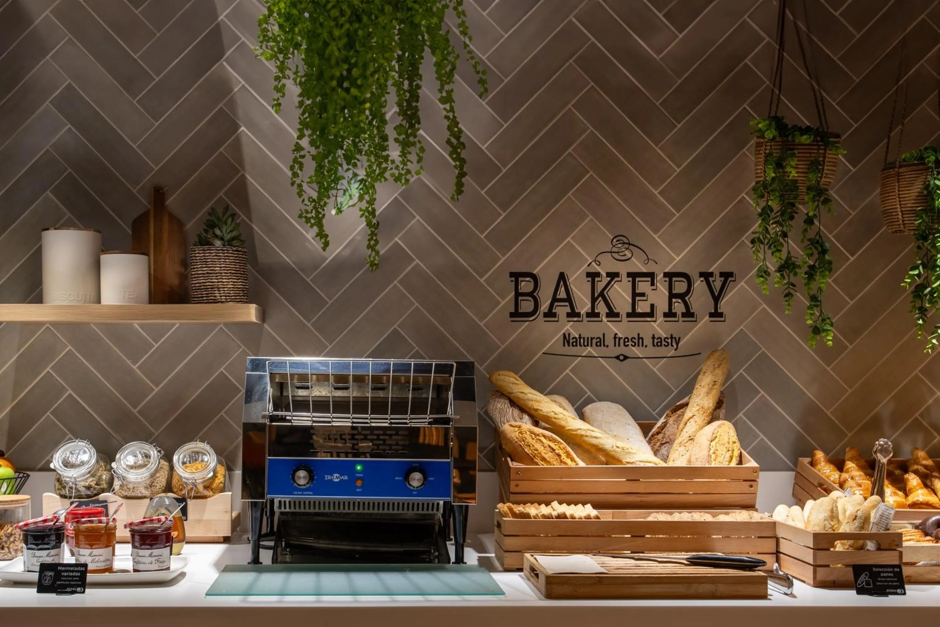 Breakfast in Hotel Bed4U Pamplona