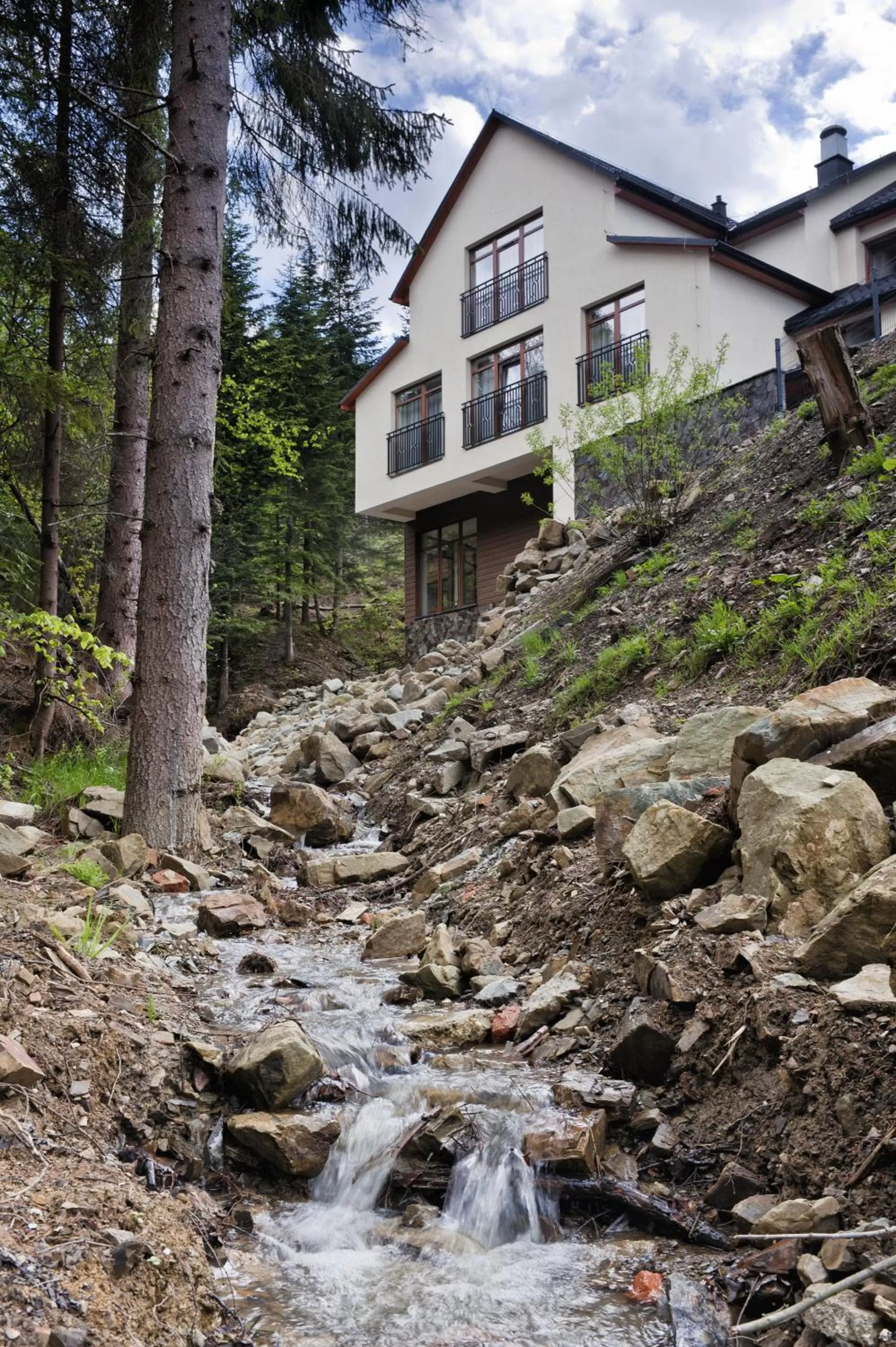 Facade/entrance in Hotel Żywiecki Medical SPA & Sport Żywiec