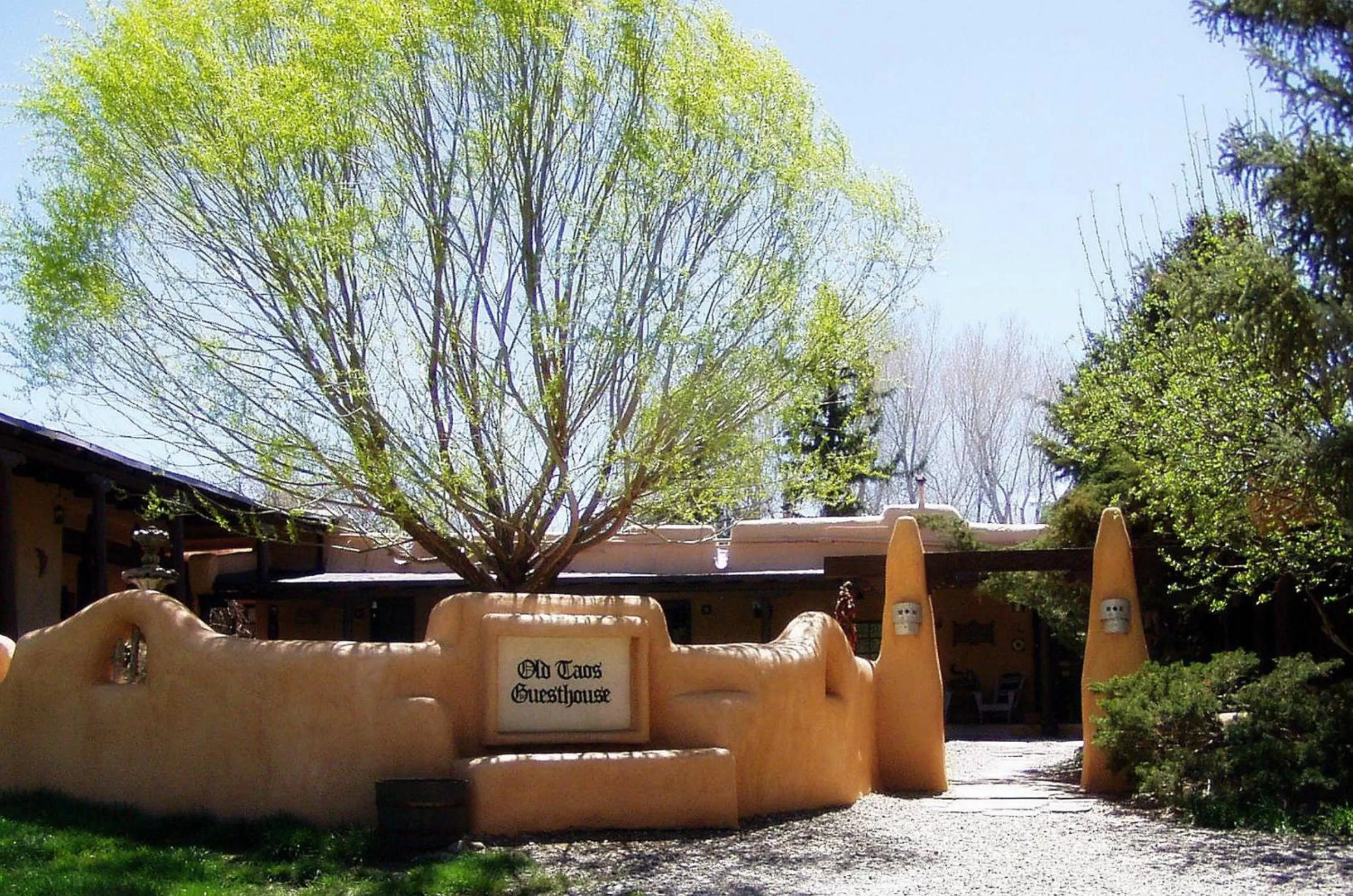 Facade/entrance in Old Taos Guesthouse B&B