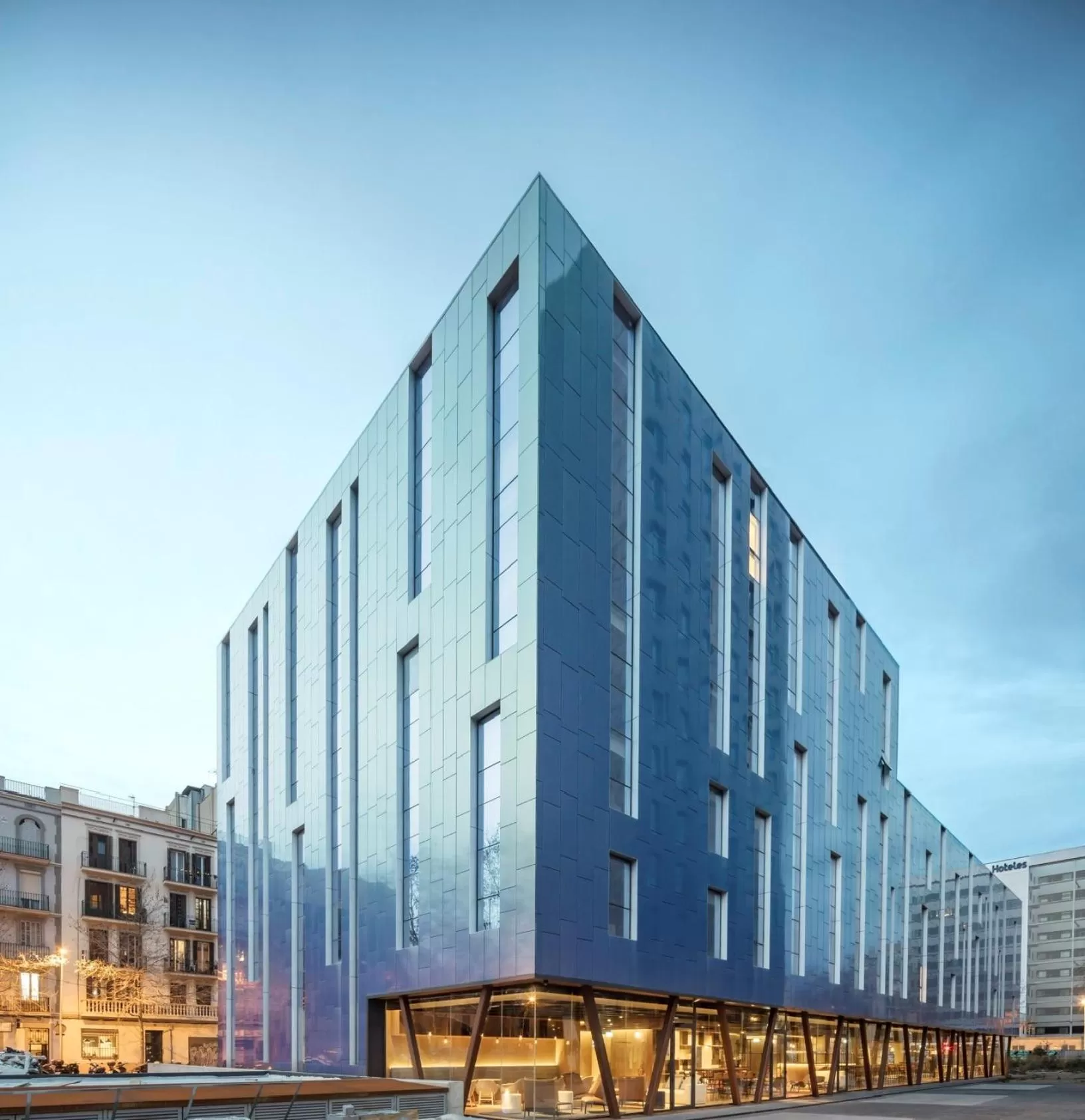 Property building in Hotel Paxton Barcelona