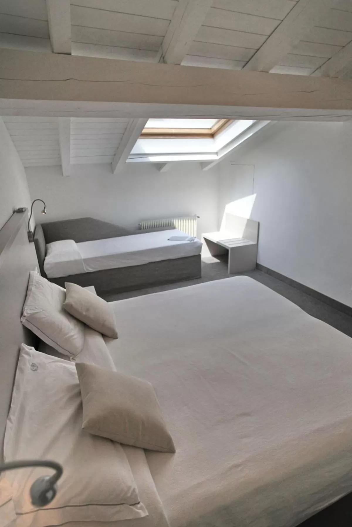 Photo of the whole room, Bed in Albergo Accademia