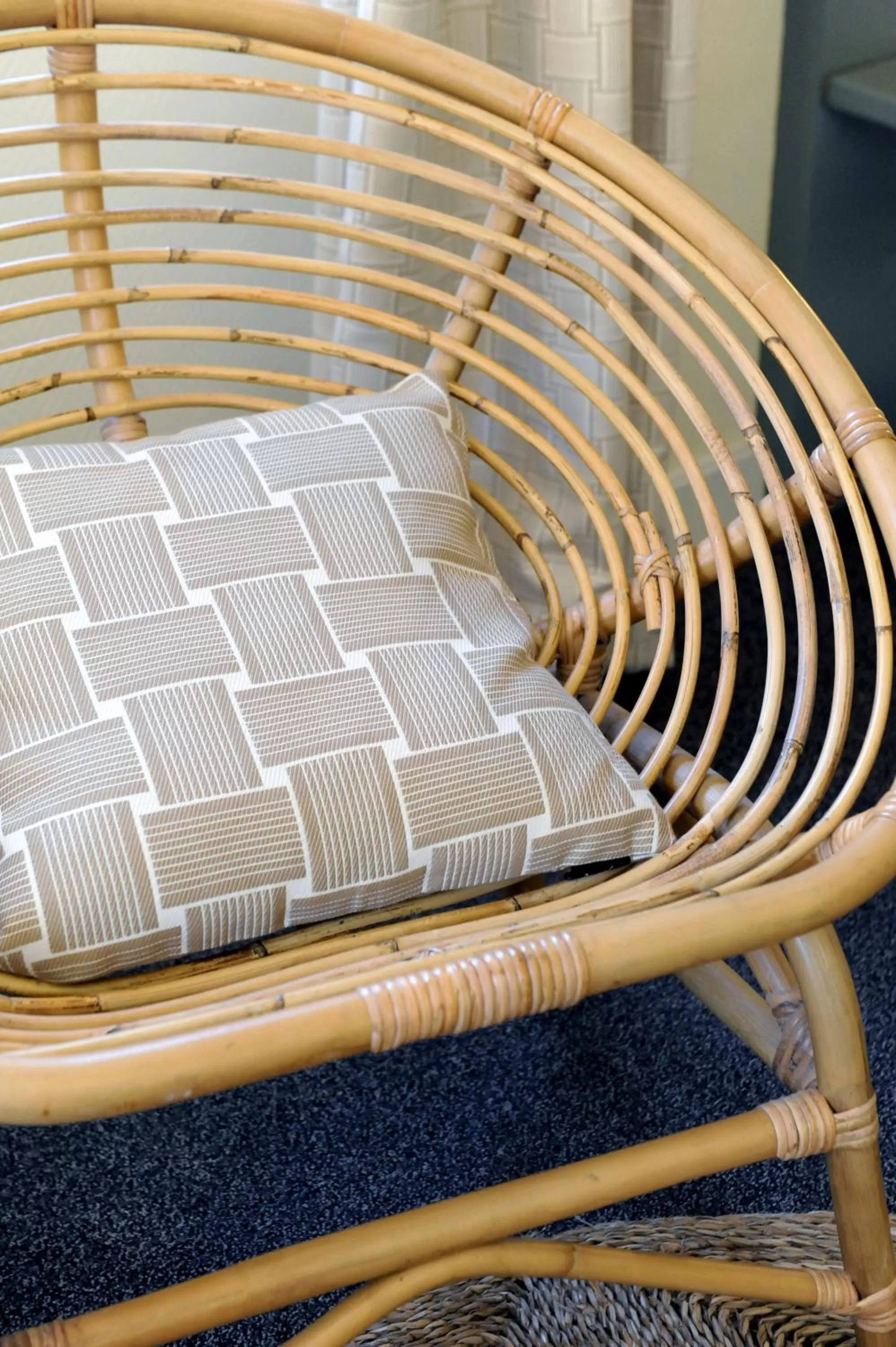 Decorative detail in Logis Hôtel du Chêne