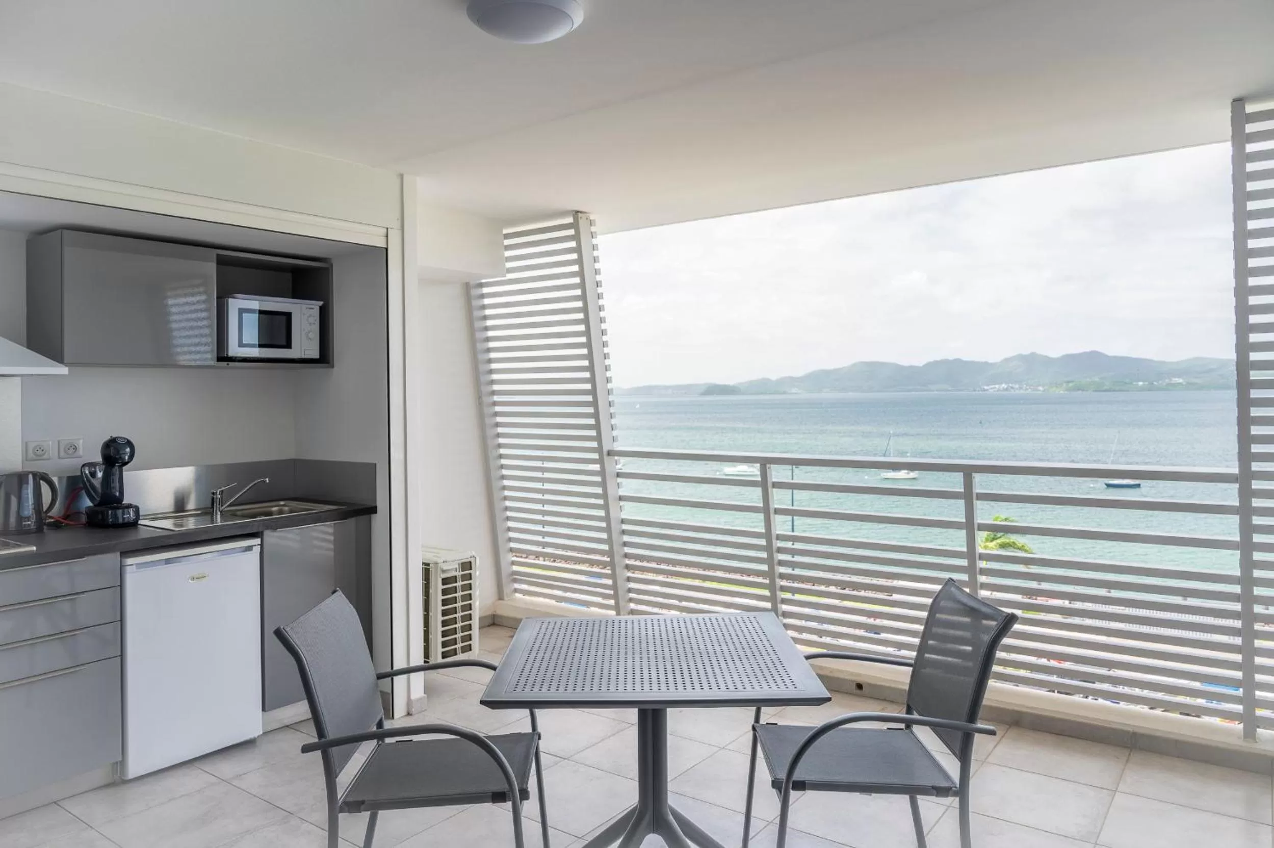 Balcony/Terrace in Résidence Hôtelière Poséidon Caraïbes