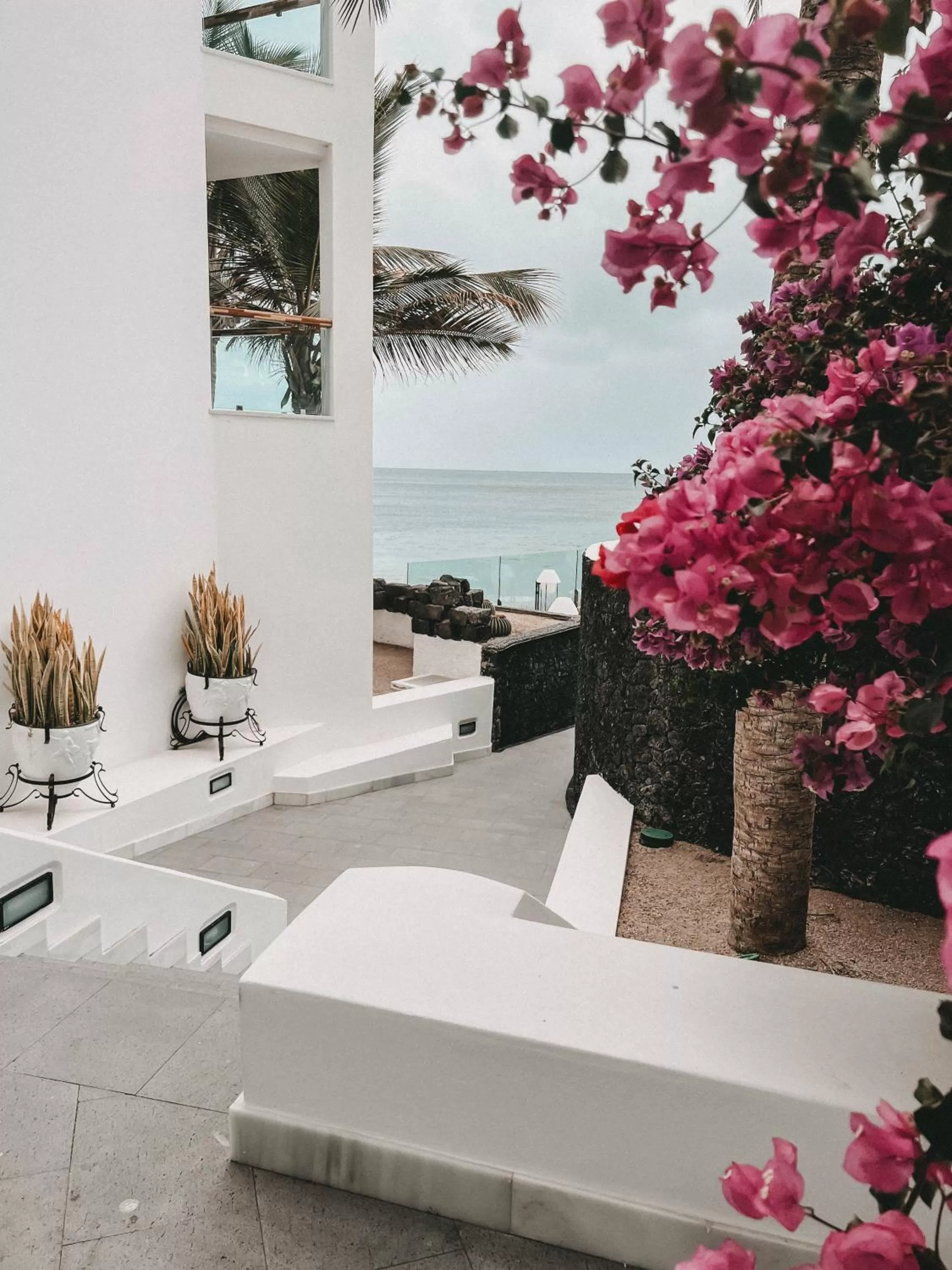 Property building in Hotel Fariones