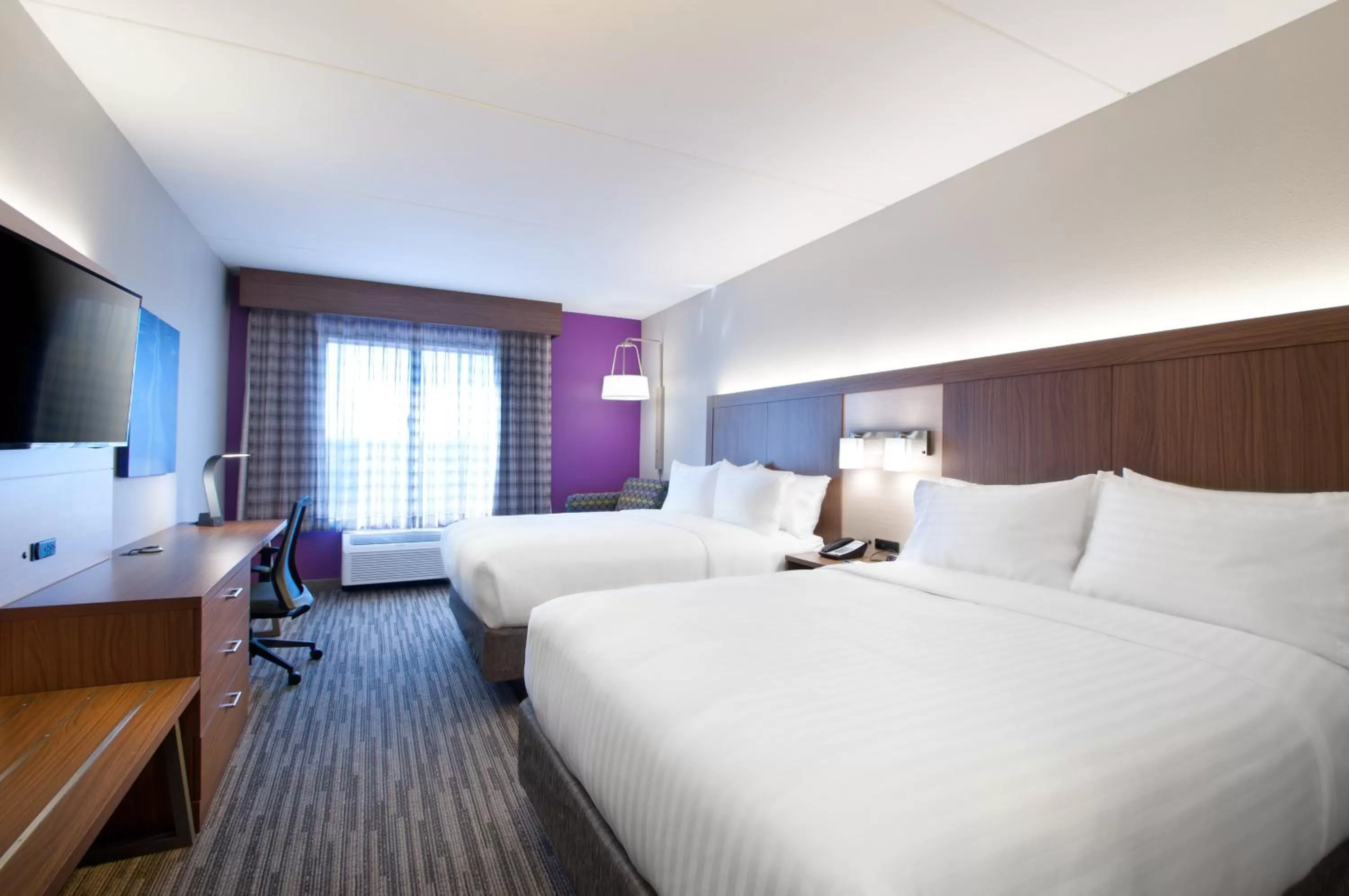 Photo of the whole room, Bed in Holiday Inn Express Quantico - Stafford by IHG
