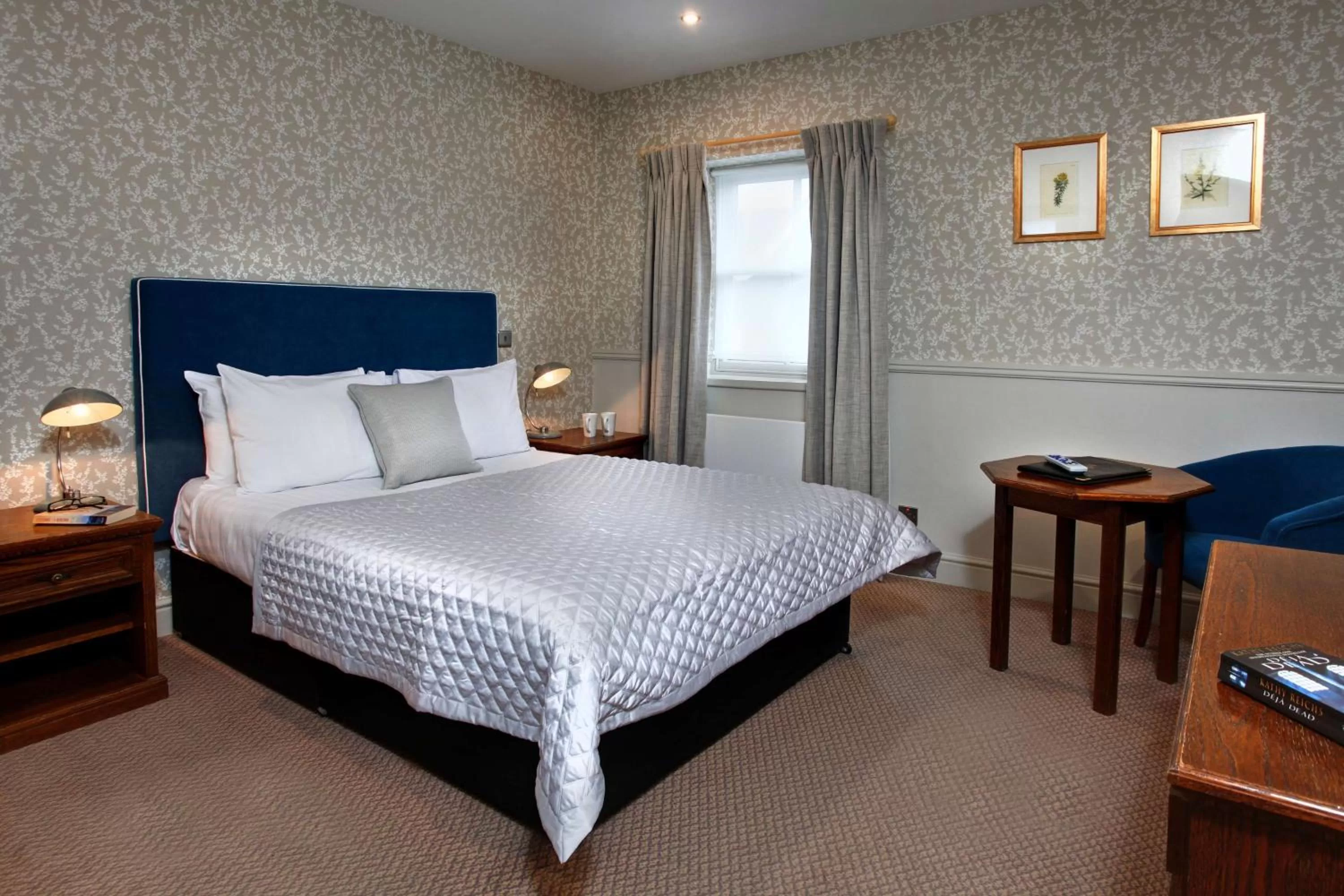 Photo of the whole room, Bed in Best Western The Rose & Crown Hotel