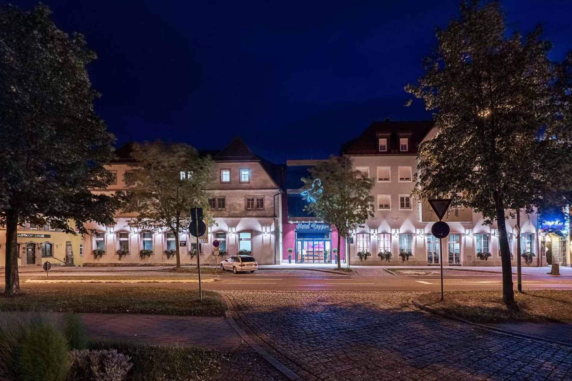 Property building in Hotel Rappen Rothenburg ob der Tauber