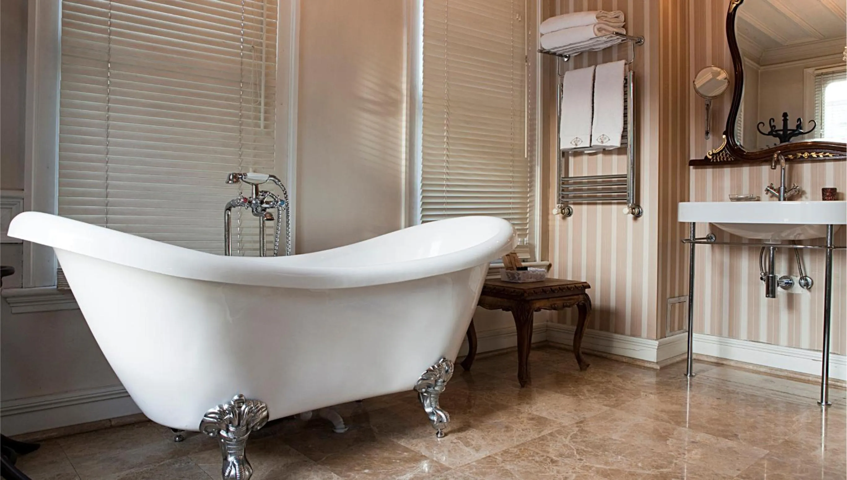 Bathroom in Kitapevi Hotel