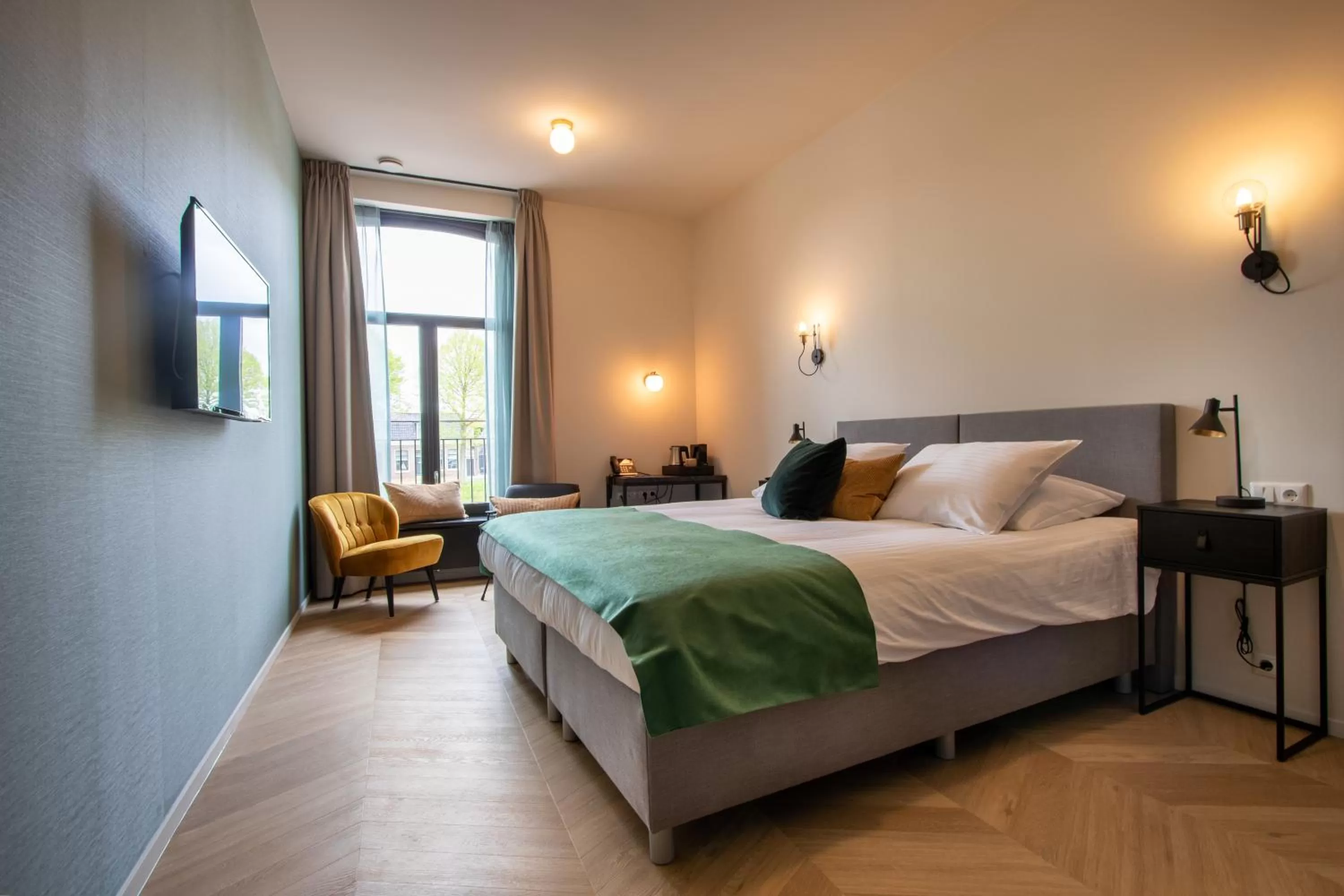 Bed in Hotel van der Meer