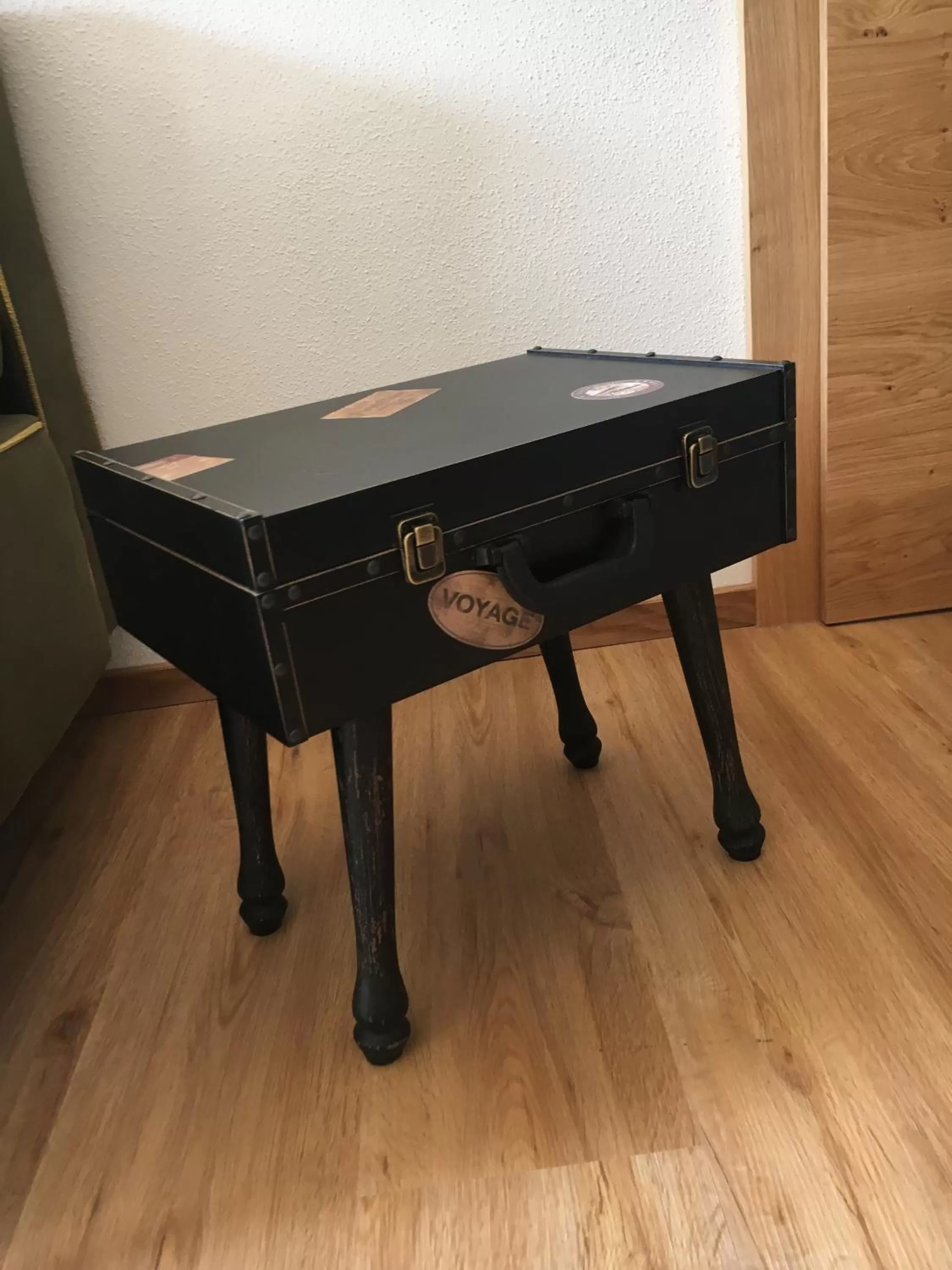 Decorative detail in Home suite home