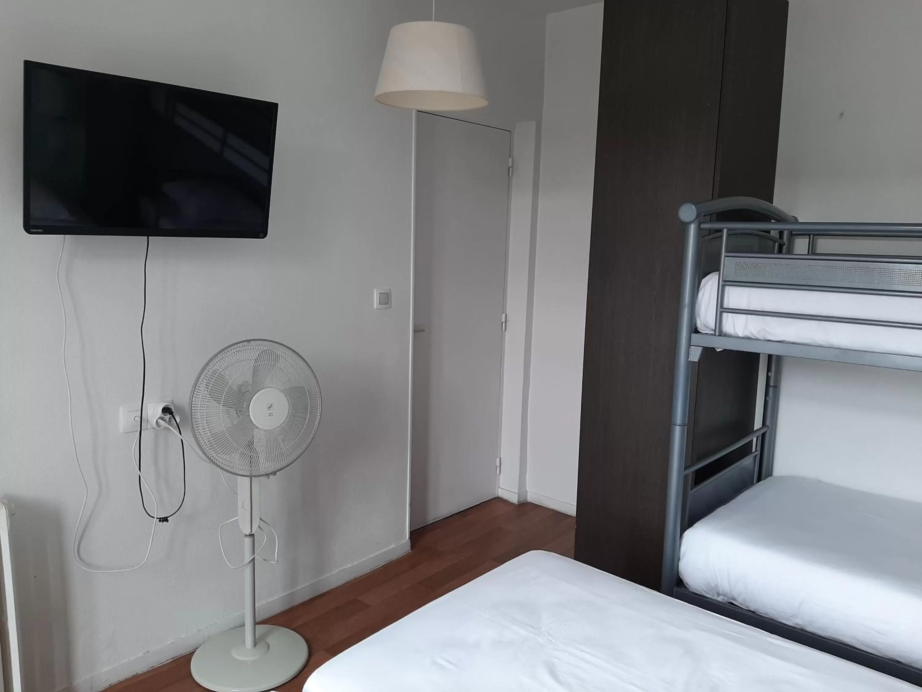 TV and multimedia, Bed in Le Royalty