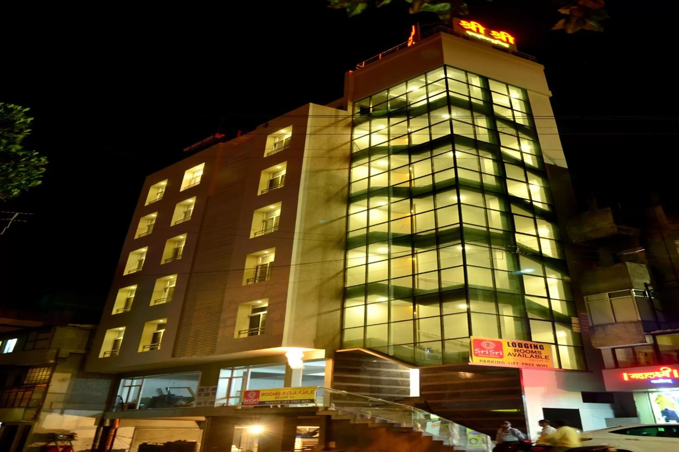 Property building in Hotel SRI SRI EXECUTIVE KOLHAPUR NEAR MAHALAXMI TEMPLE