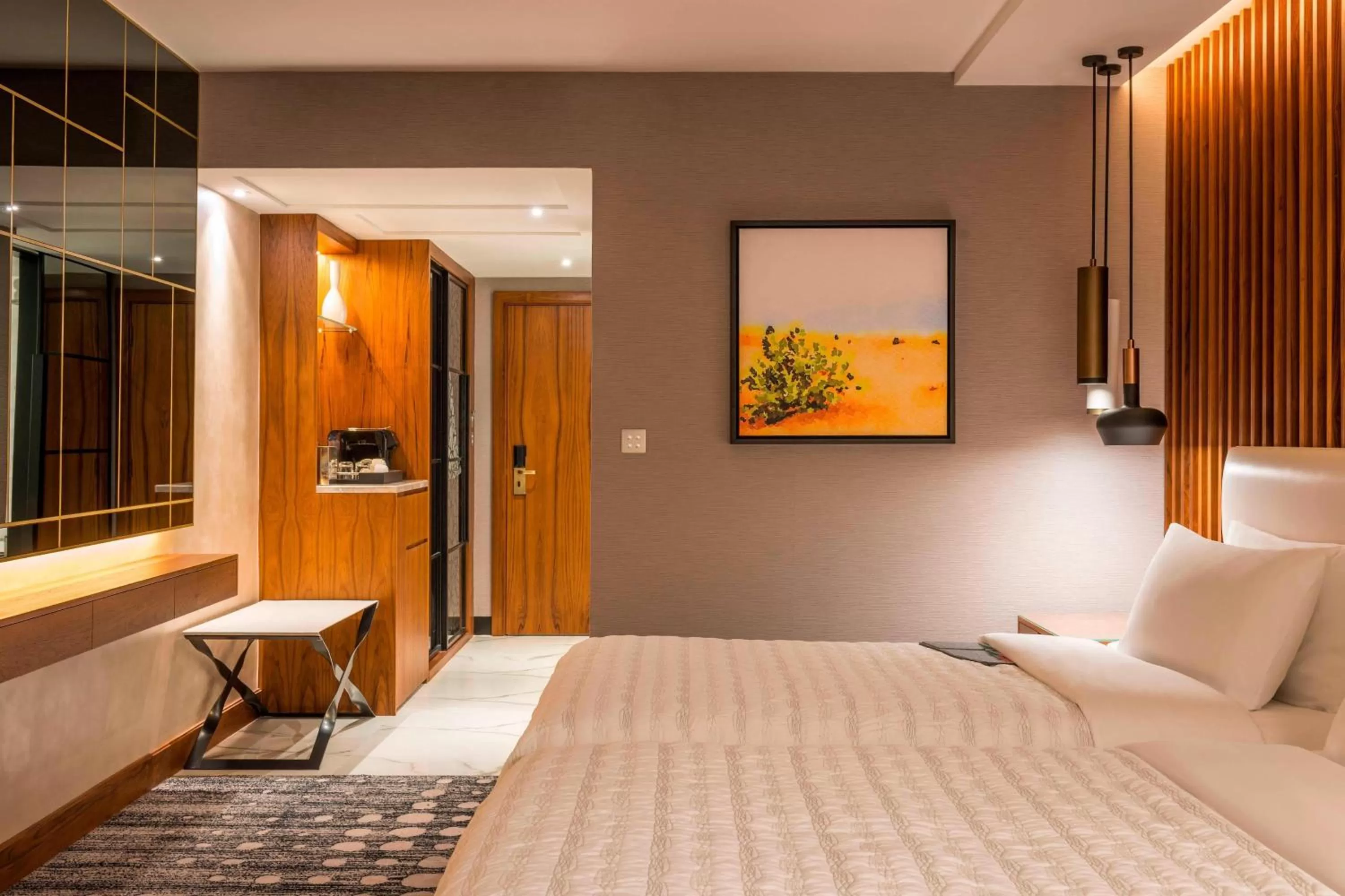 Photo of the whole room, Bed in Le Méridien Dubai Hotel & Conference Centre