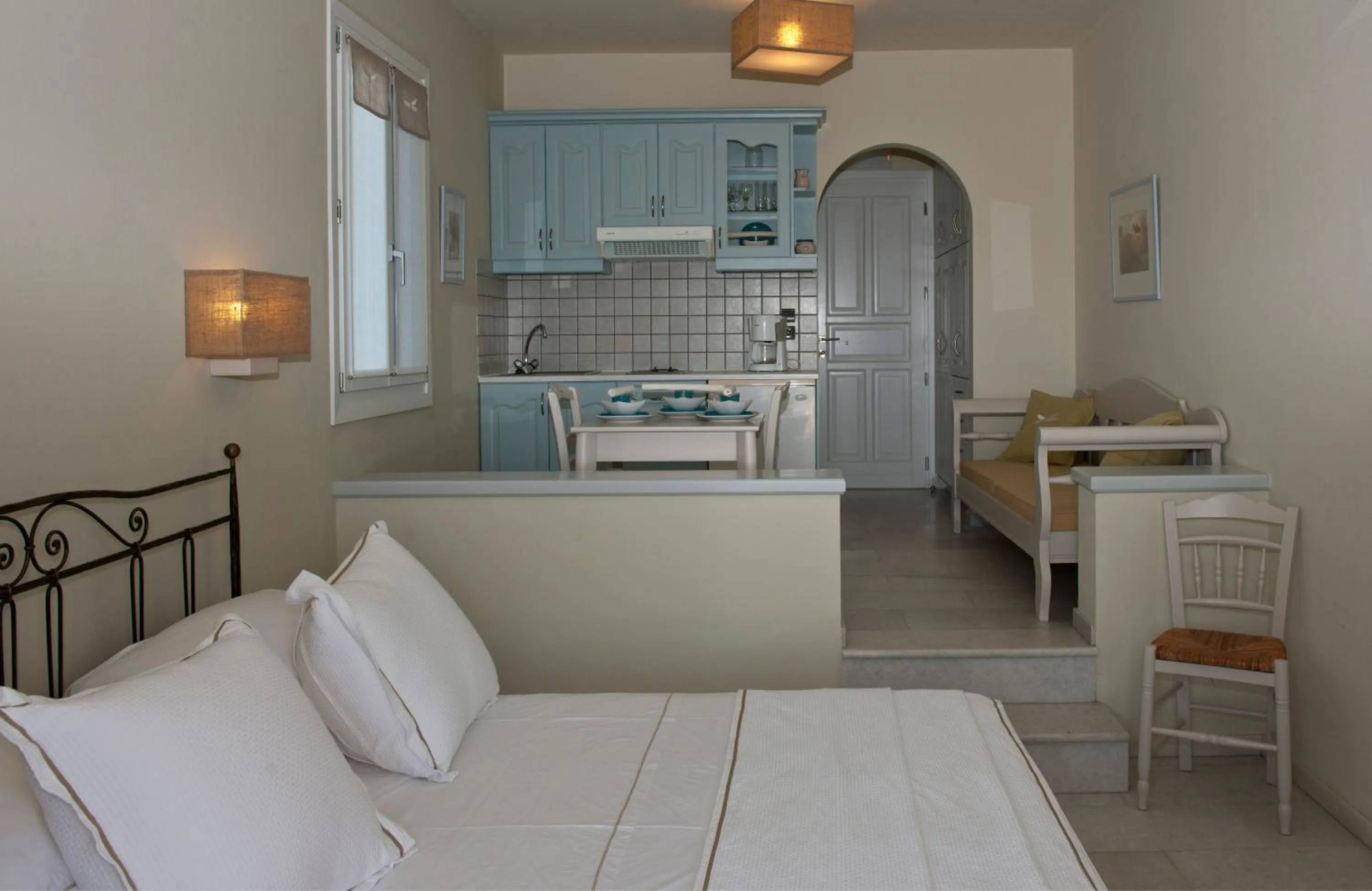 Photo of the whole room, Bed in Ammos Naxos Exclusive Apartments & Studios