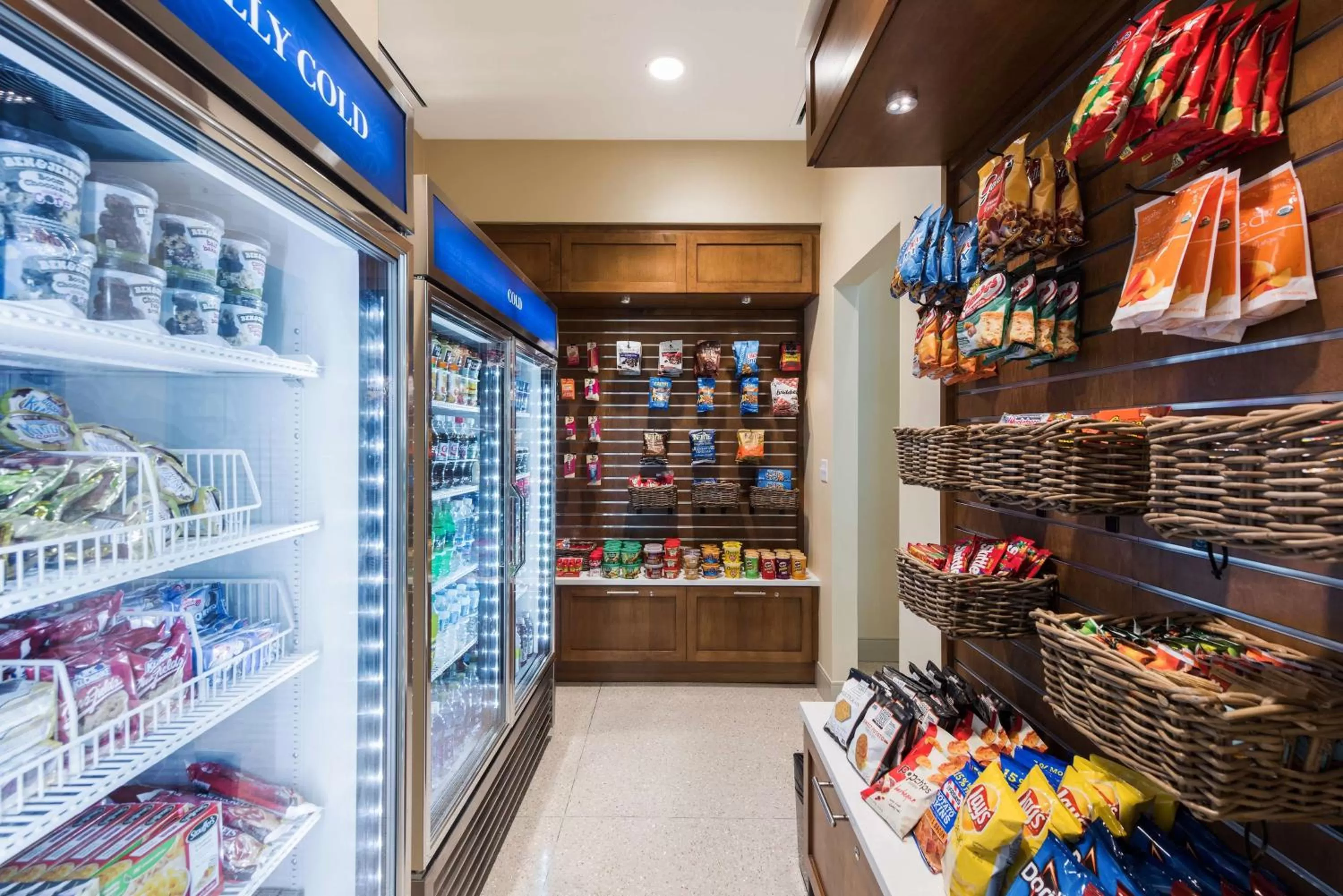 Restaurant/places to eat in Homewood Suites by Hilton Miami Dolphin Mall