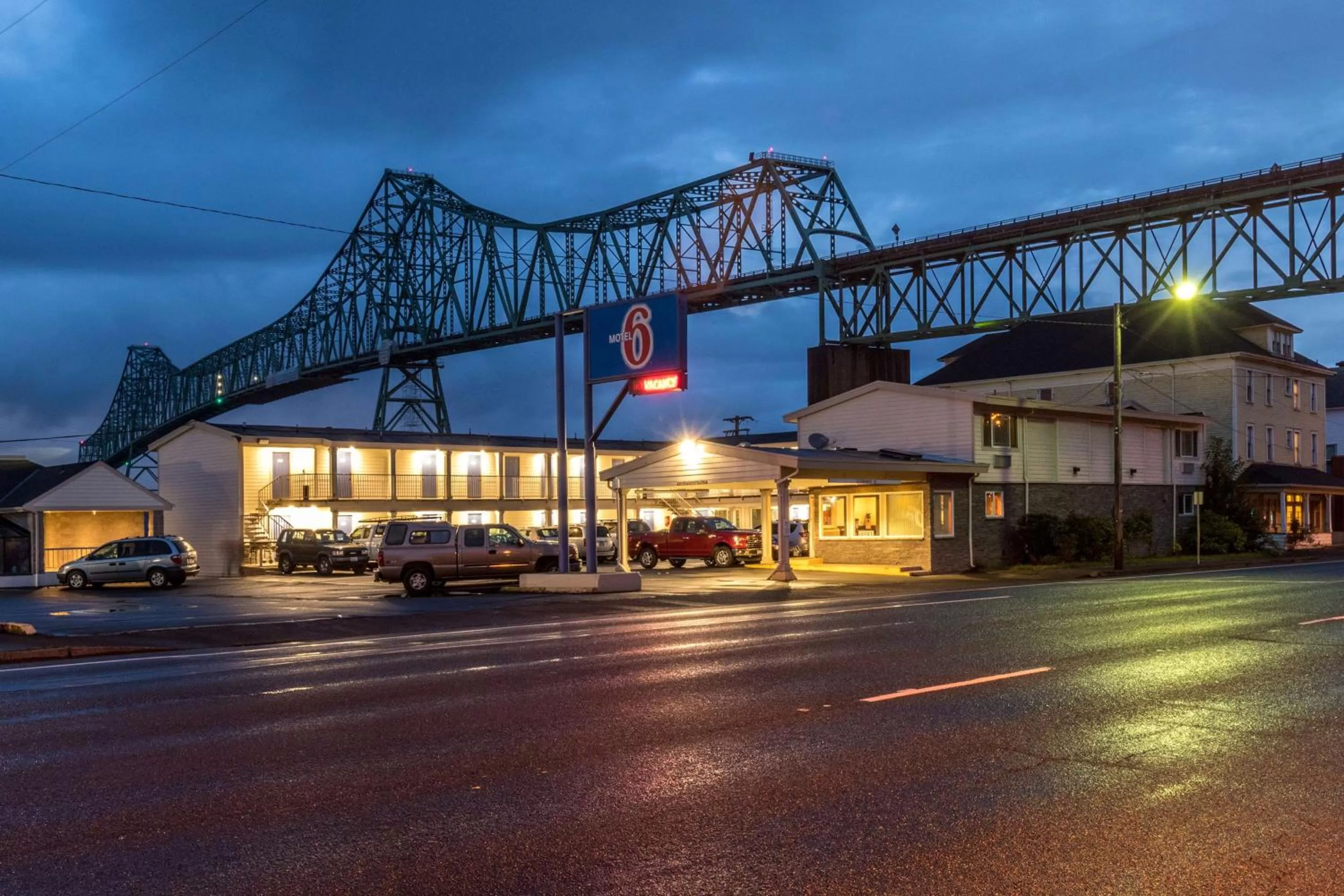 Property building in Motel 6-Astoria, OR