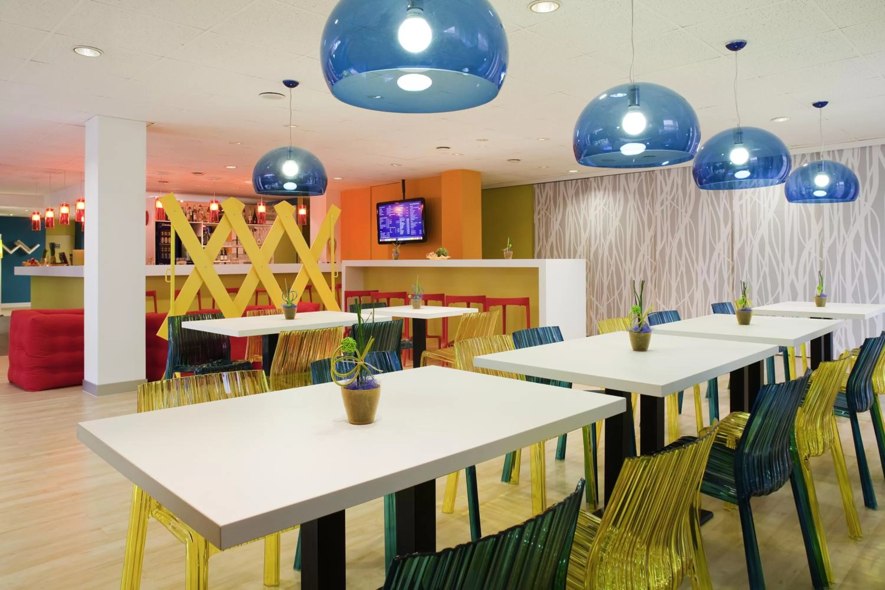 Lobby or reception in ibis Styles Duesseldorf-Neuss
