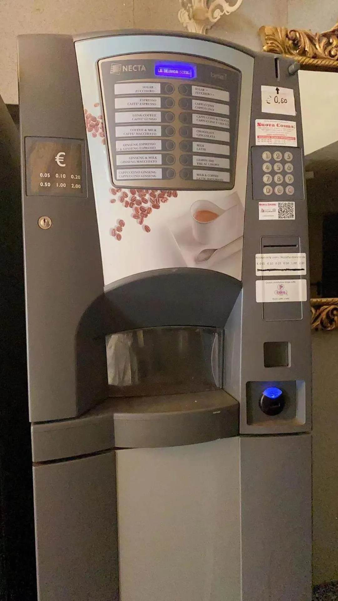 Coffee/tea facilities in Hotel Boston