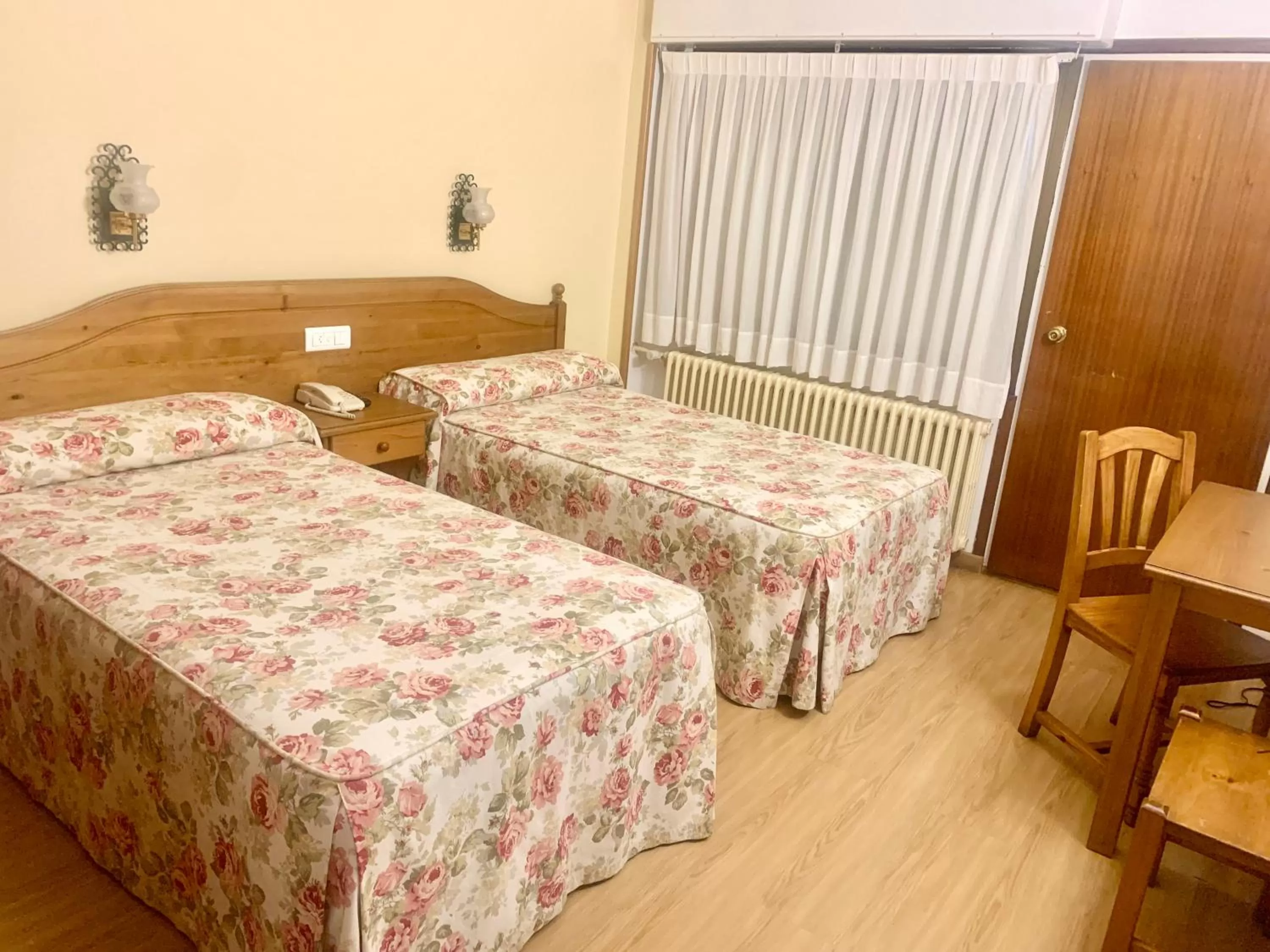 Bed in Hotel Mi Casa