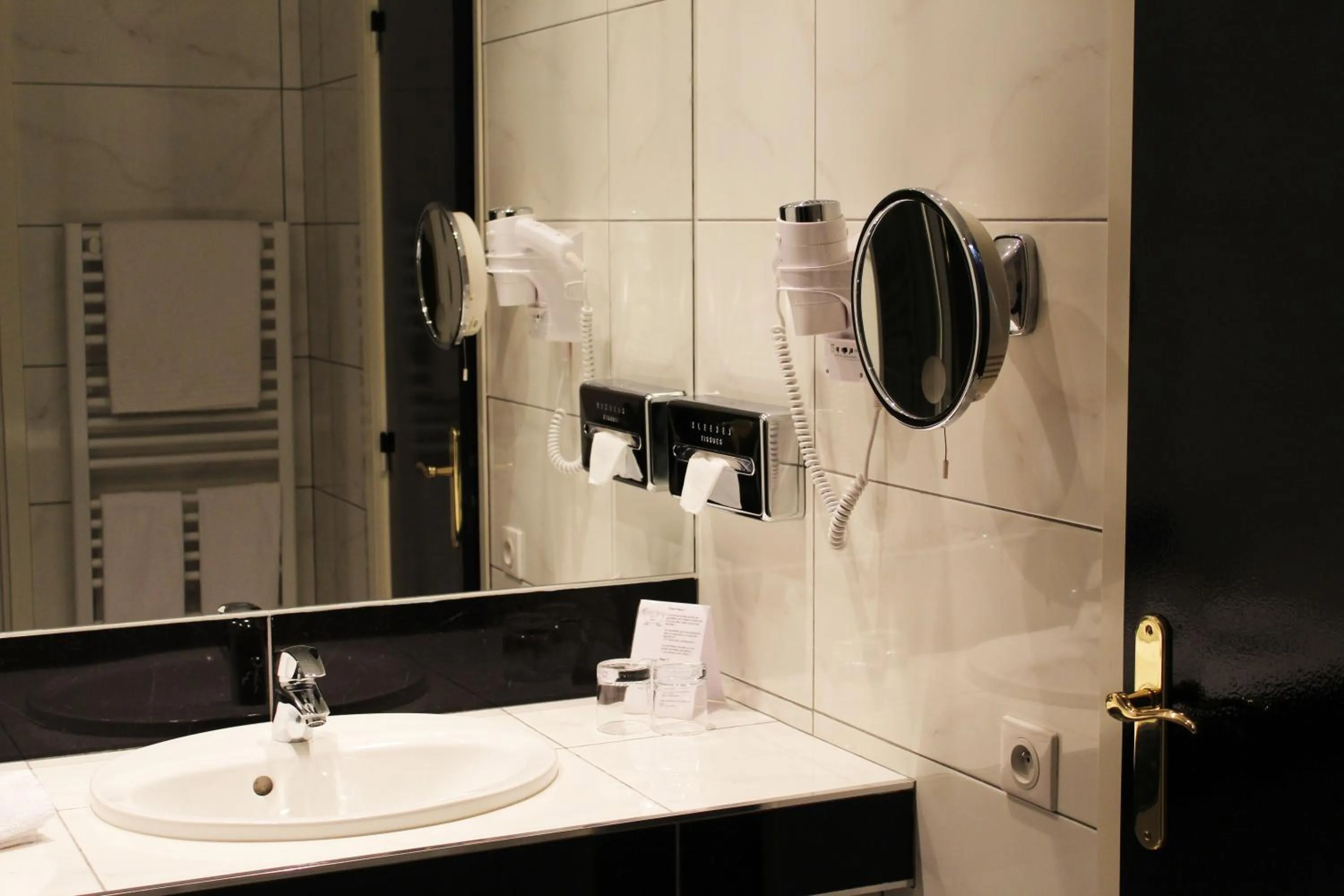 Bathroom in Hostellerie Du Grand Saint Antoine