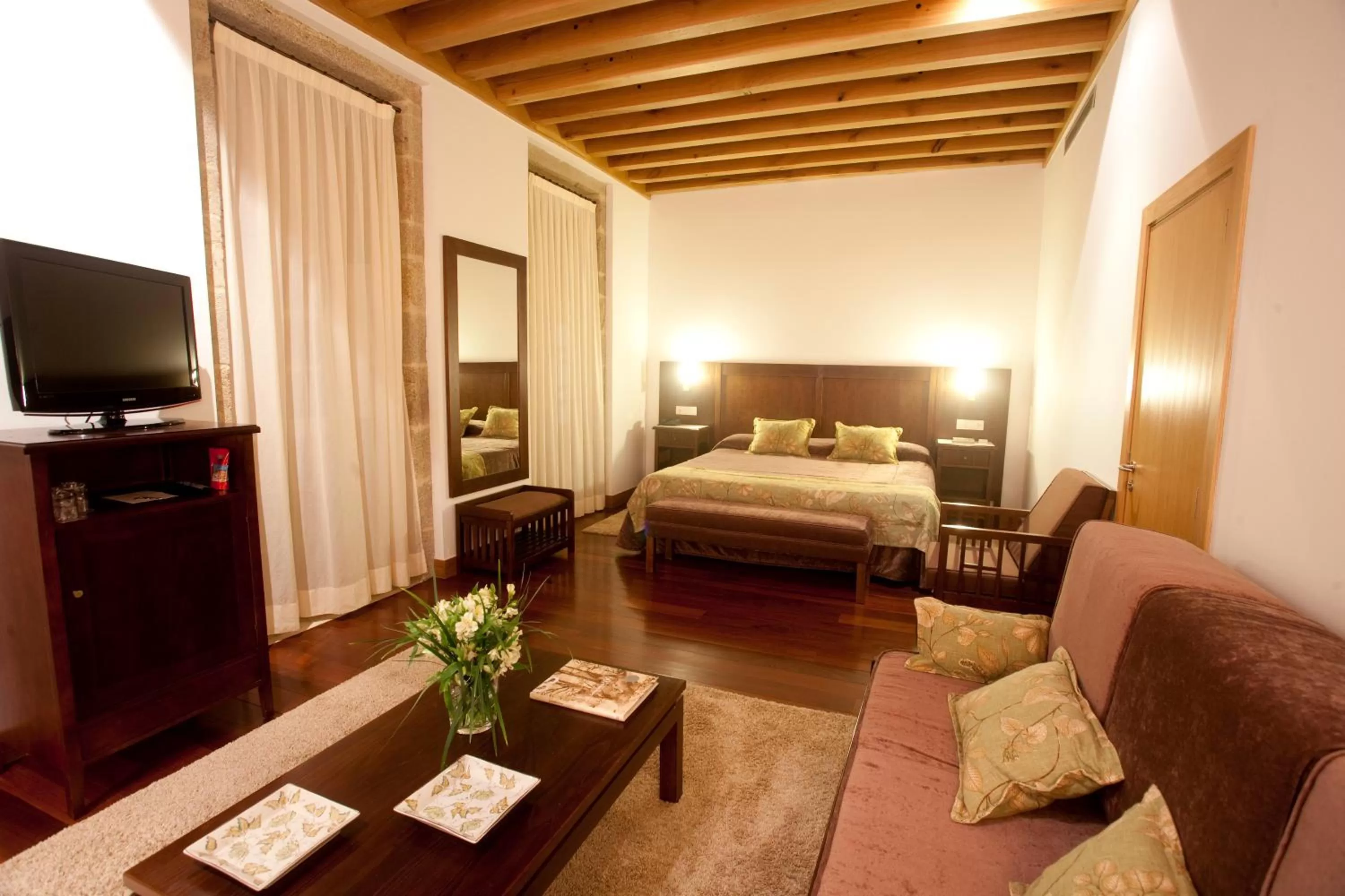 Bed in San Francisco Hotel Monumento