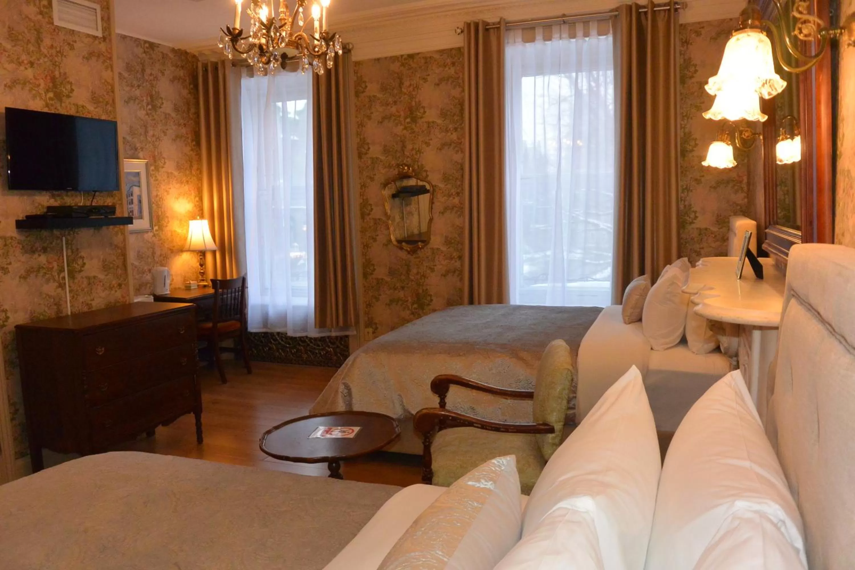 Bed in Manoir Sainte Genevieve