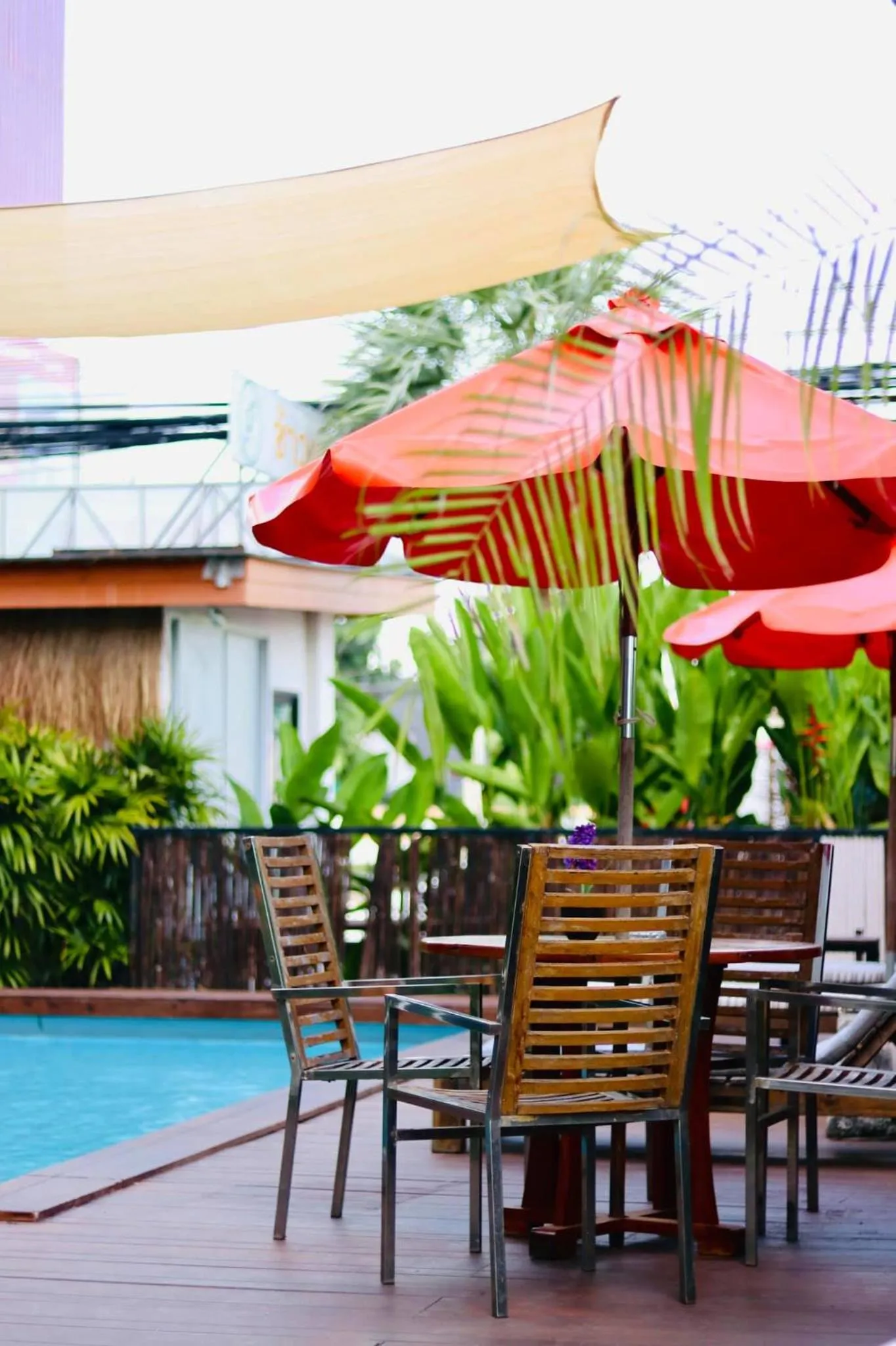 Swimming pool in Crystal Jade Hotel