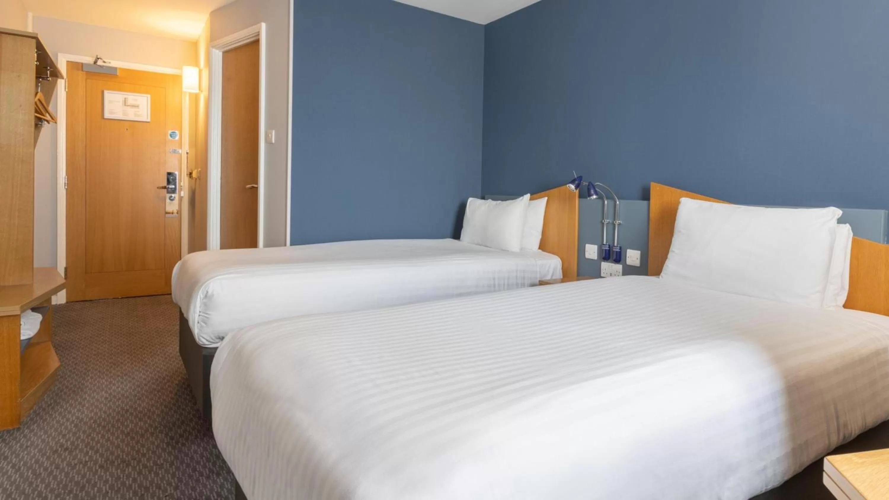 Photo of the whole room, Bed in Holiday Inn Express Aberdeen City Centre by IHG