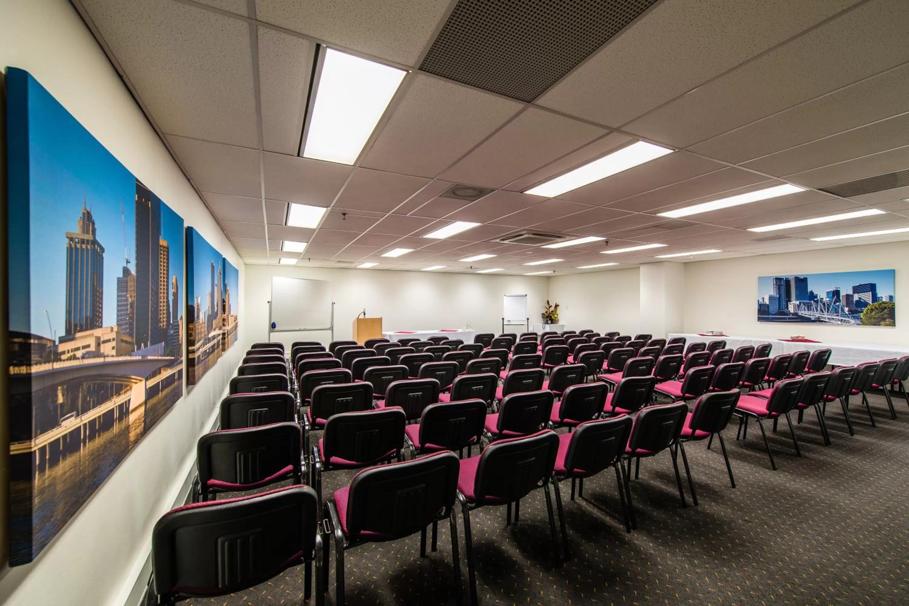 Business facilities in George Hotel Brisbane, Independent Collection by EVT