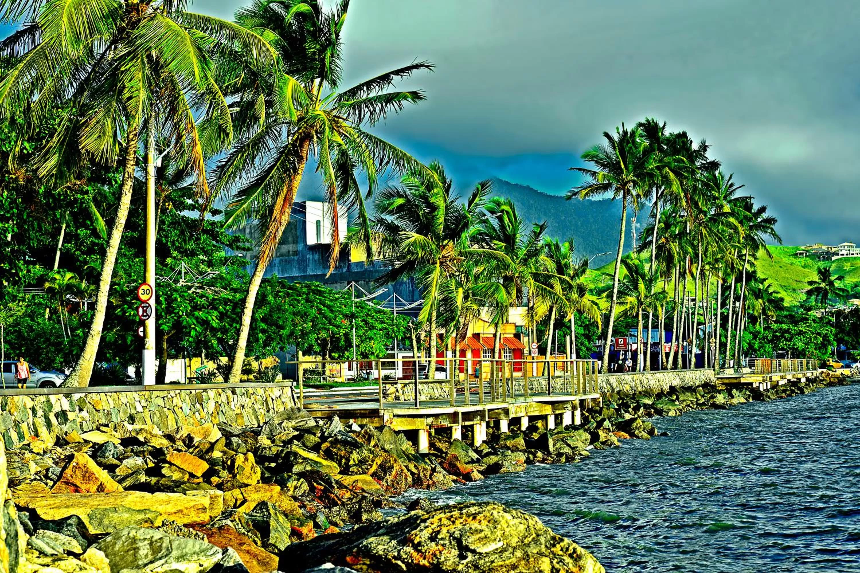 Pousada e SPA Shiva São Sebastião 200mts da praia