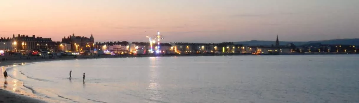 Beach in Lantana Guest House